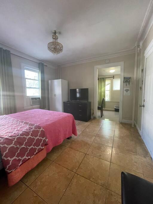 *private* 5 Minutes From Lga/ Us Open Apartamento *