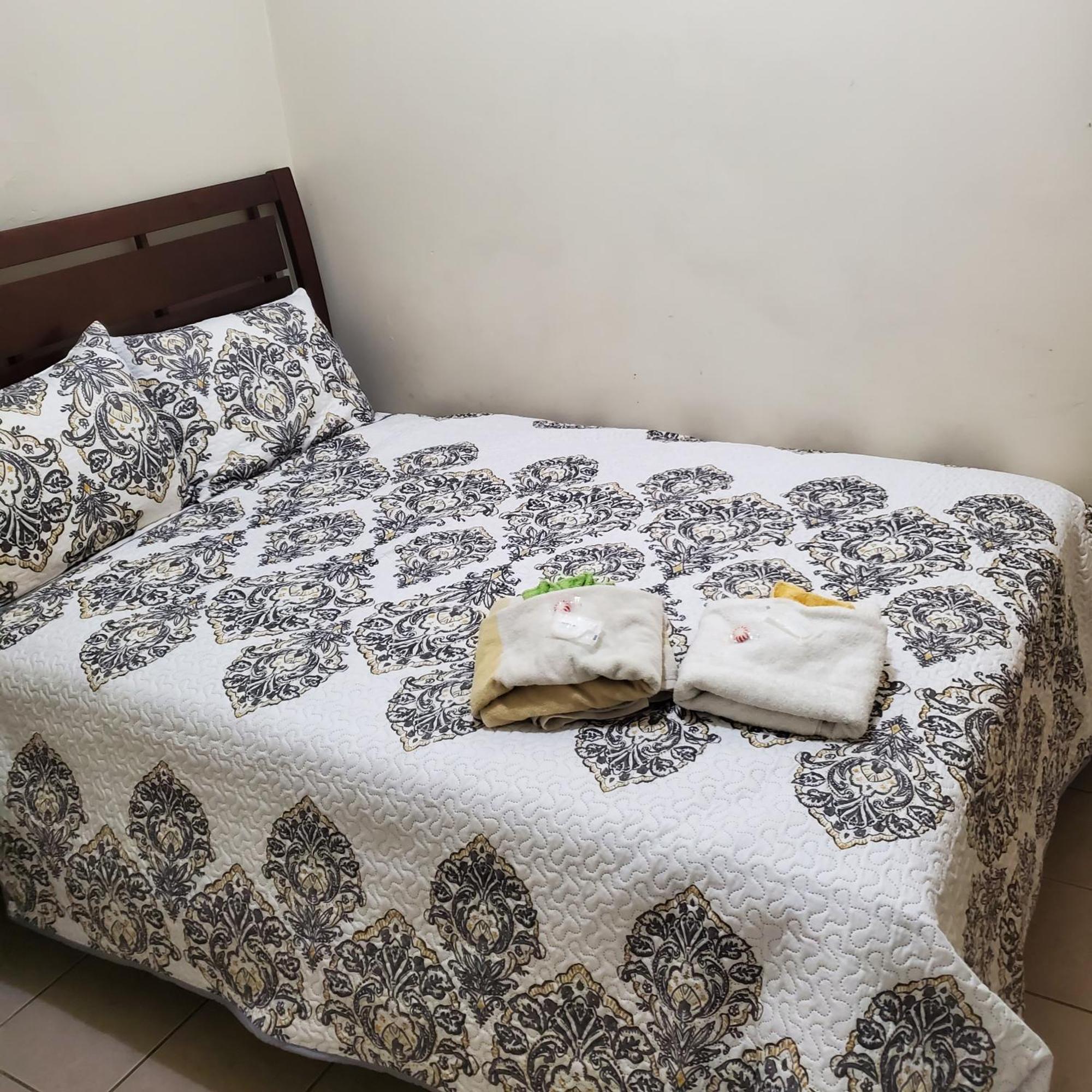 And One Bedroom Apartamento *