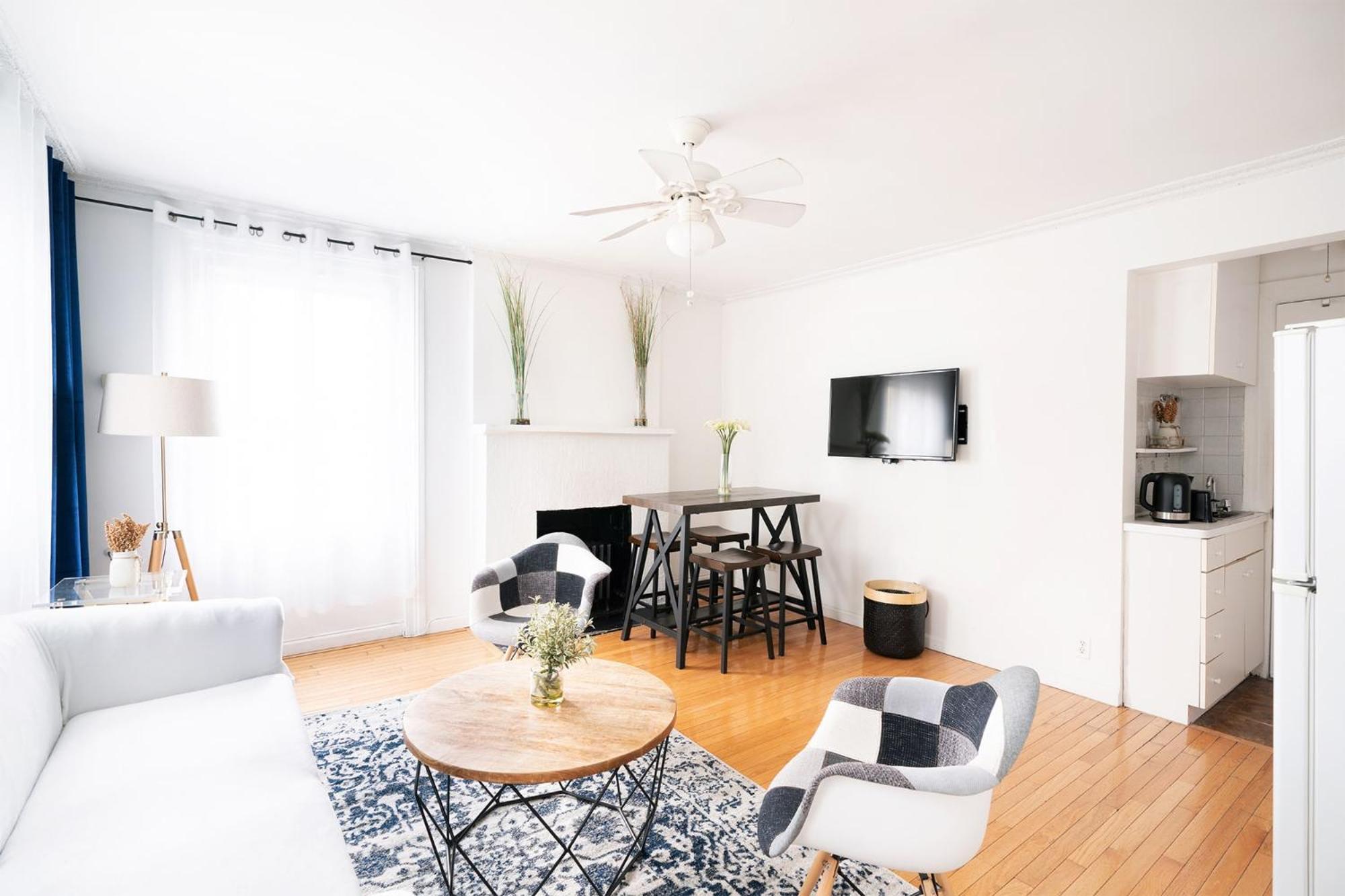 11-4f Prime West Village Designer 1br New York