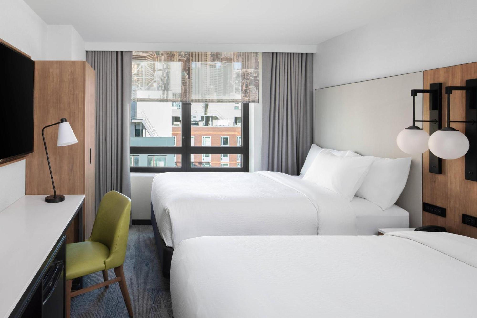 Fairfield & By Marriott Manhattan/times Square South