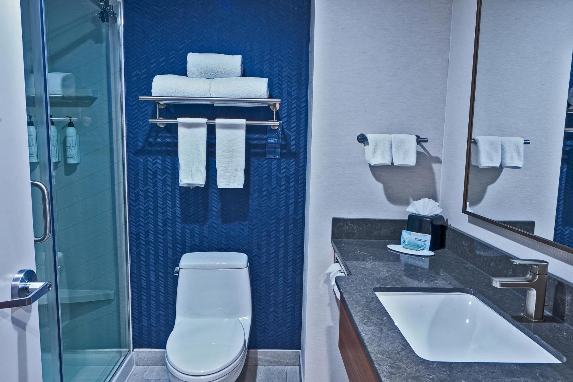 Hotel Fairfield By Marriott Laguardia Airport/astoria