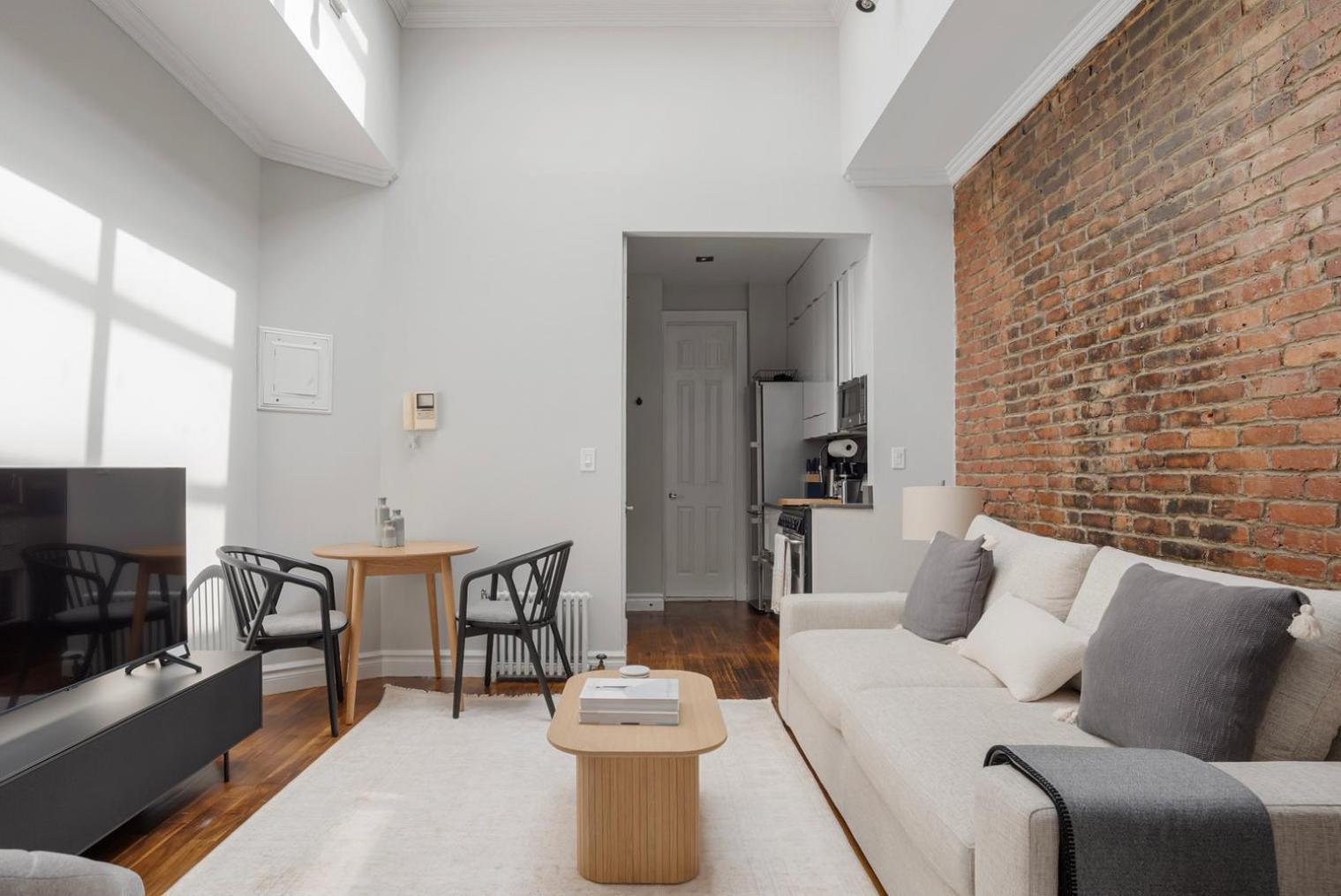 Apartment West Village 1br W High Ceilings Skylight Wd Nyc-1172