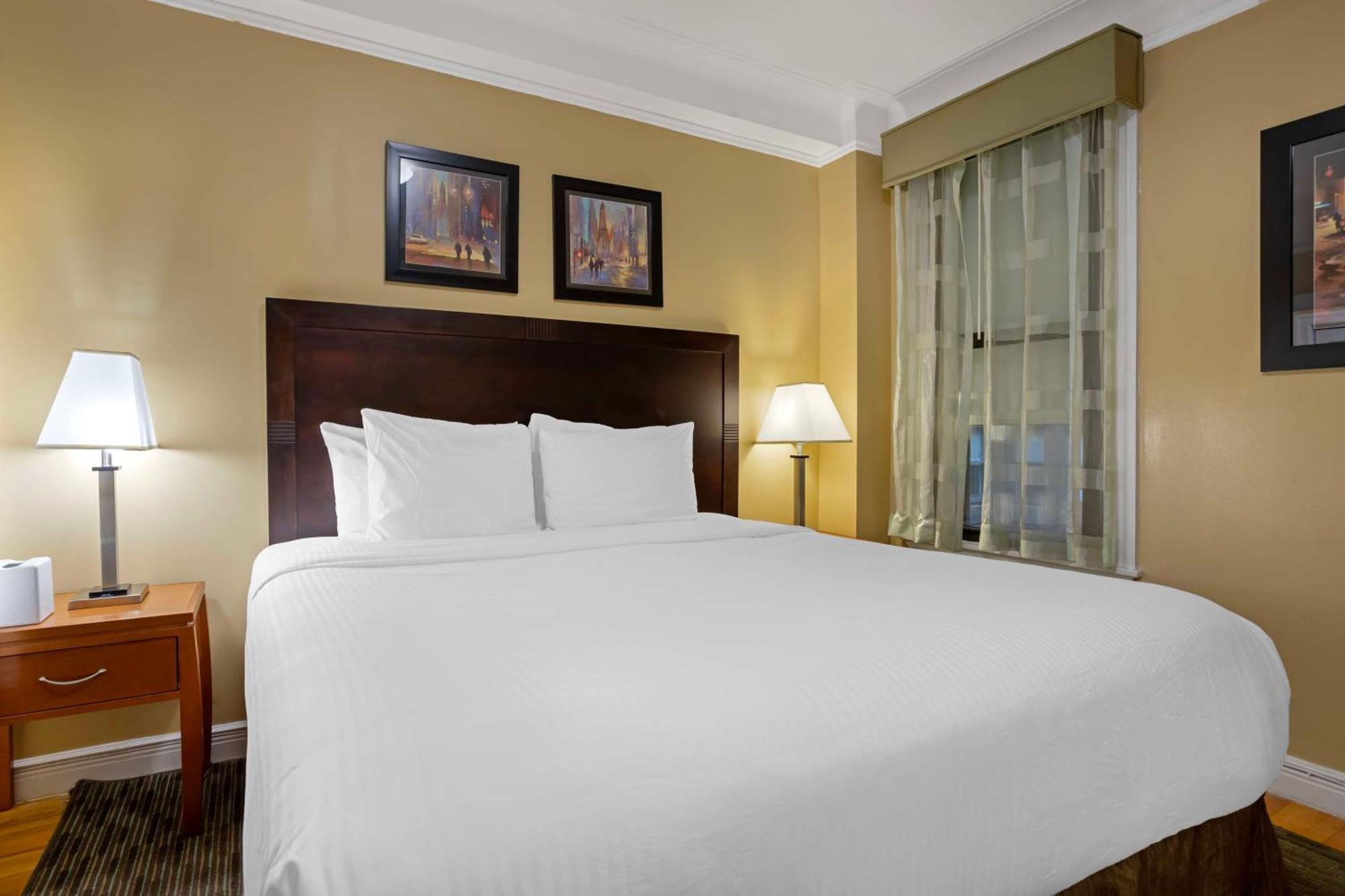 Western Hospitality House Hotel New York