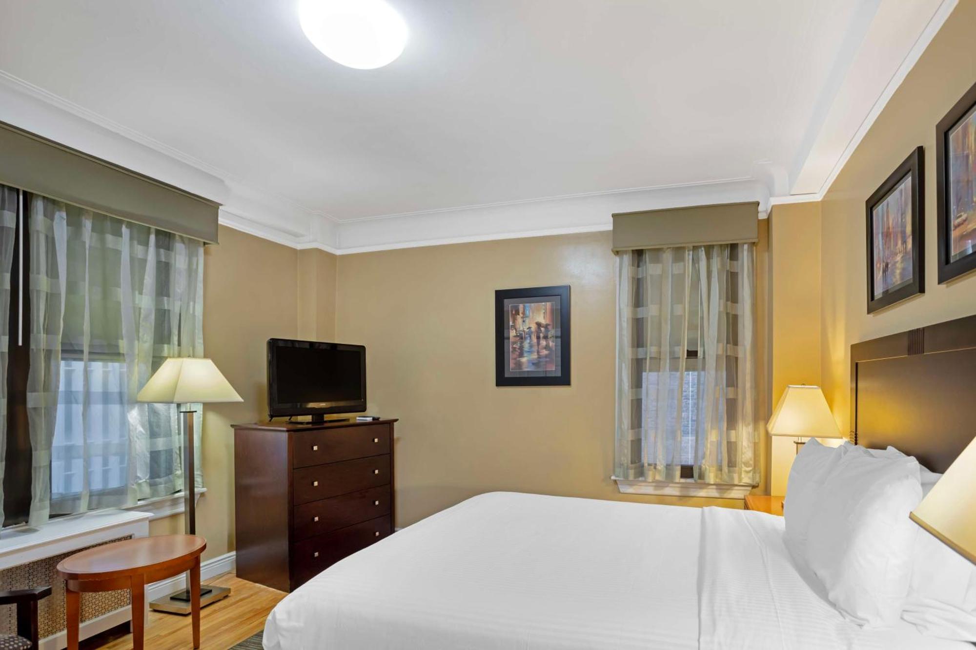 Western Hospitality House 3* New York