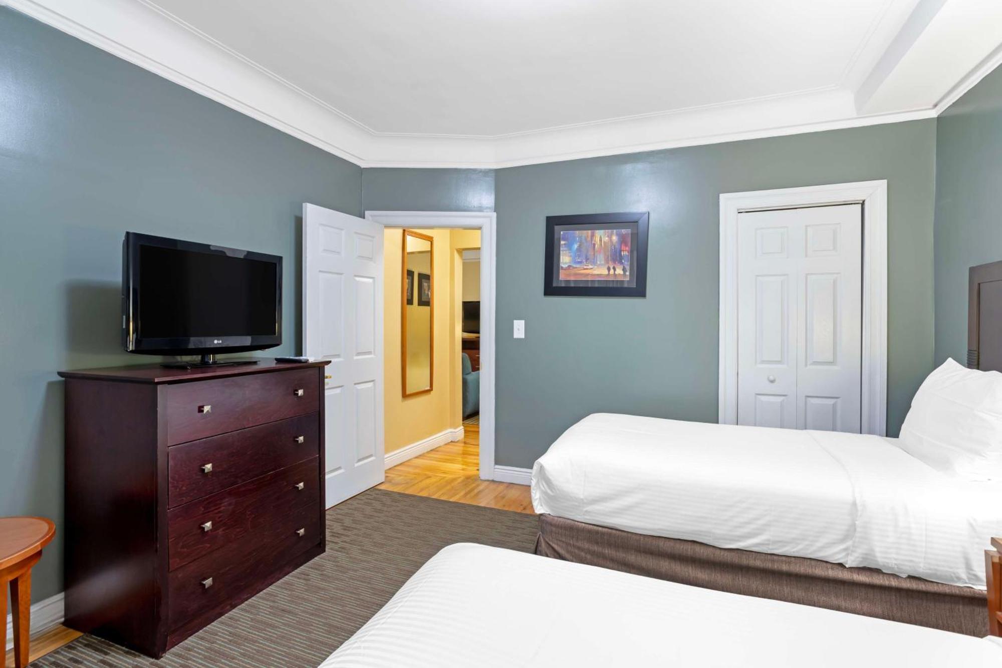 Western Hospitality House Hotel 3*