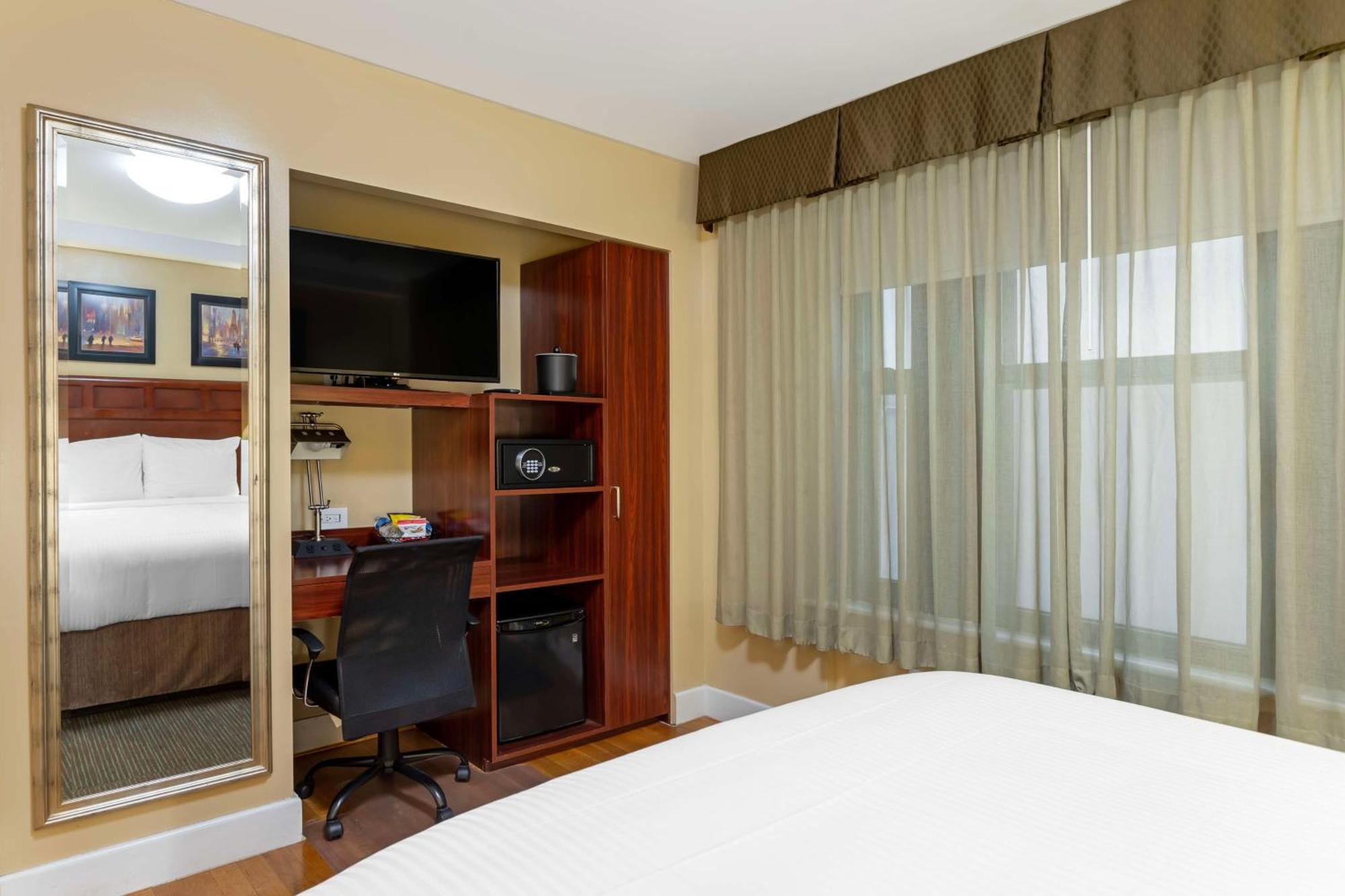 Hotel Western Hospitality House