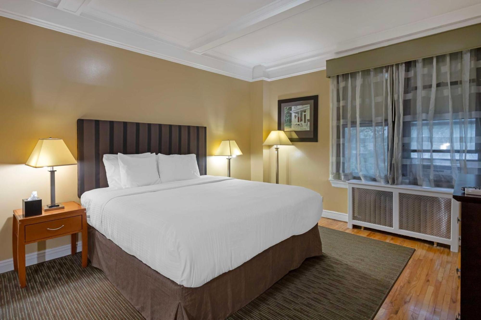 Western Hospitality House 3*