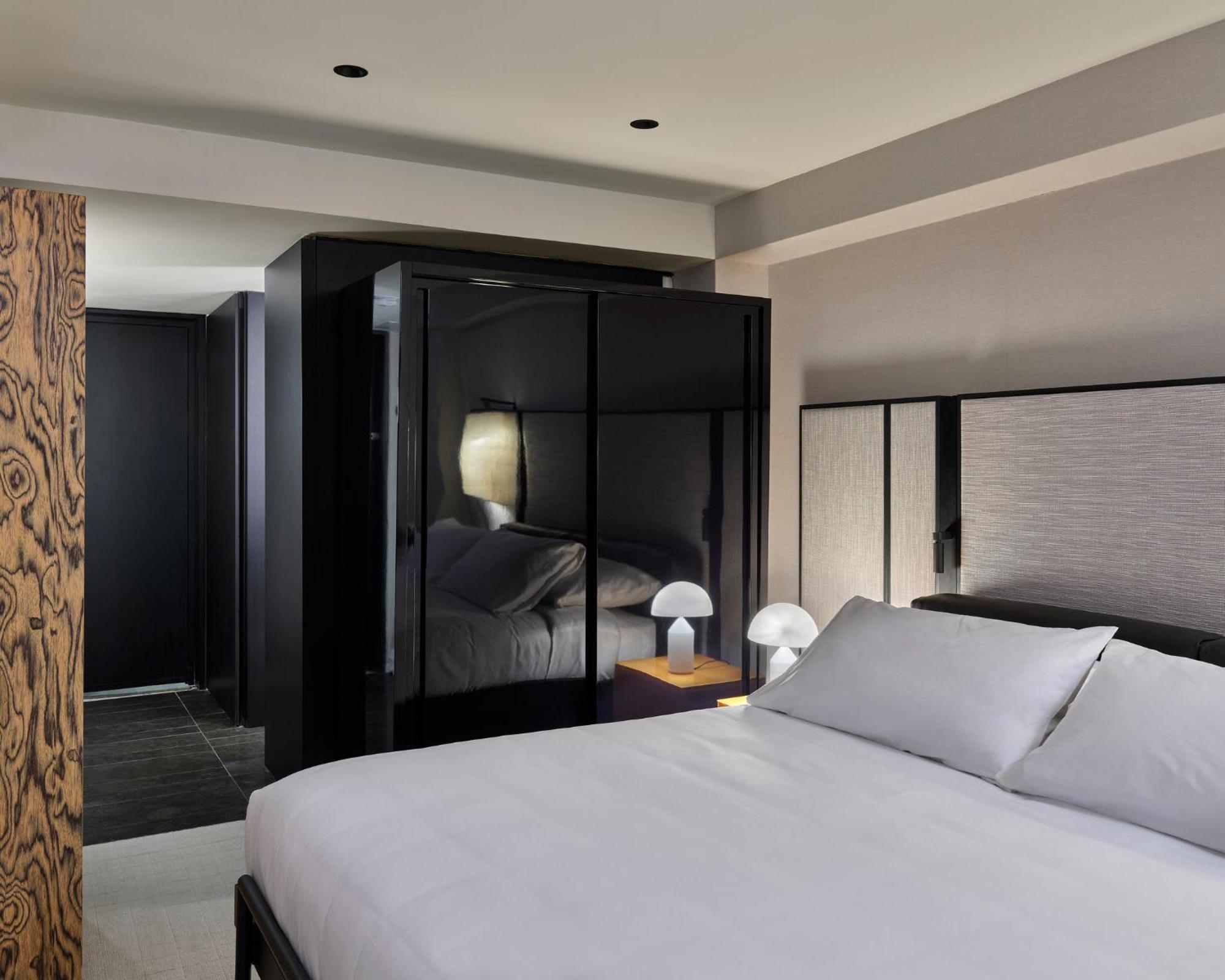 Hotel Aka Nomad