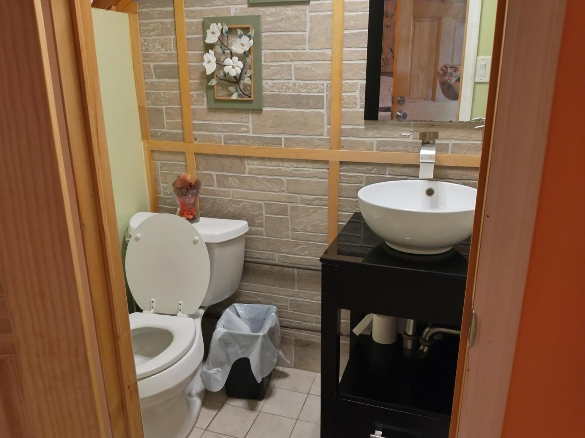 Cozy Ground Floor At The Heart Of Jackson Heights