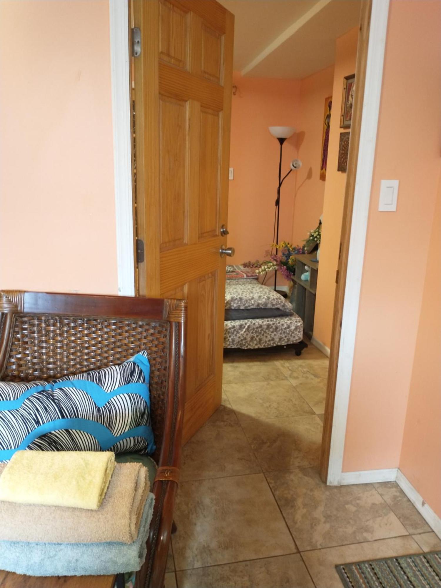 Guest house Cozy Ground Floor At The Heart Of Jackson Heights *