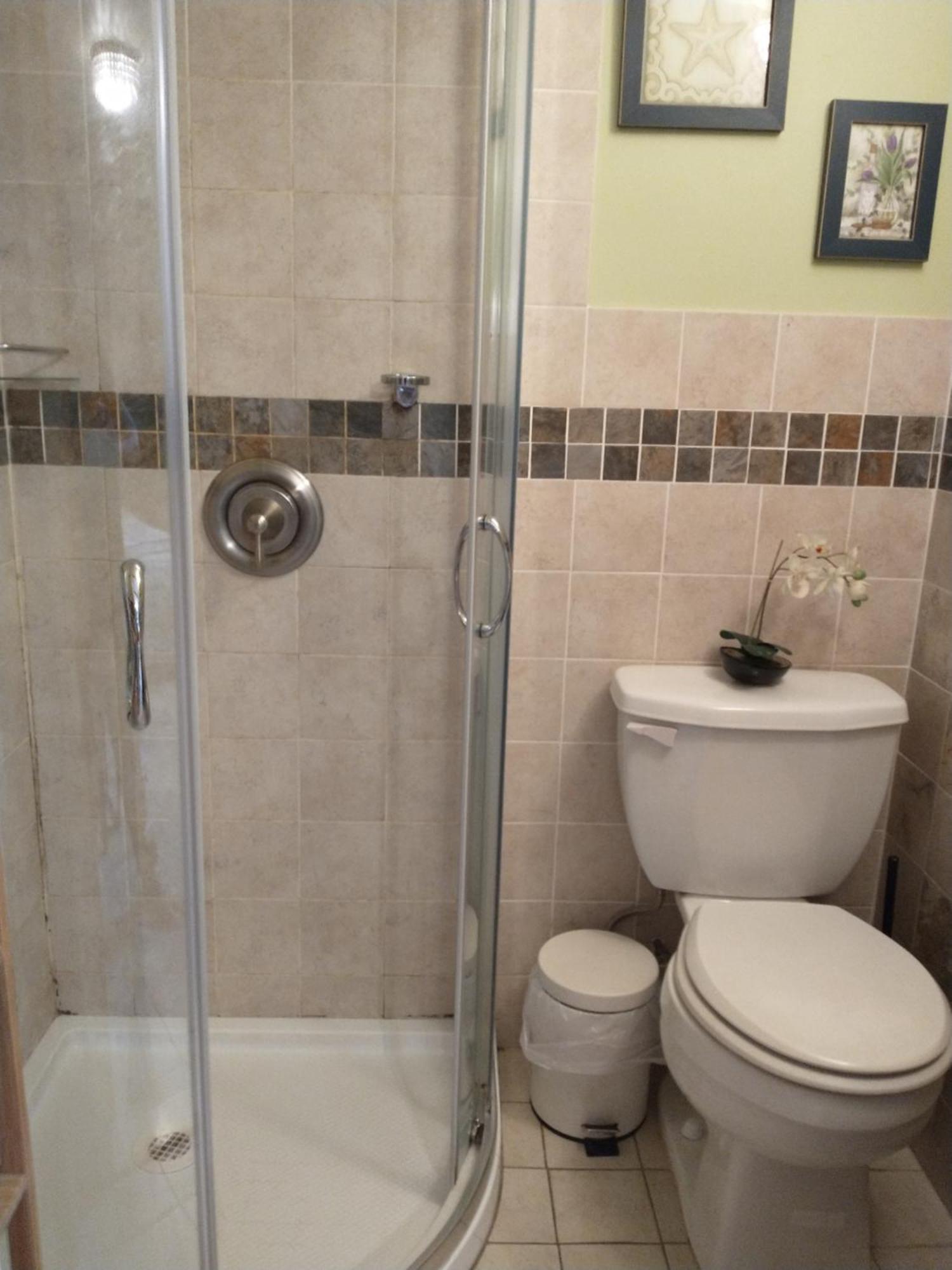 Cozy Ground Floor At The Heart Of Jackson Heights Guest house