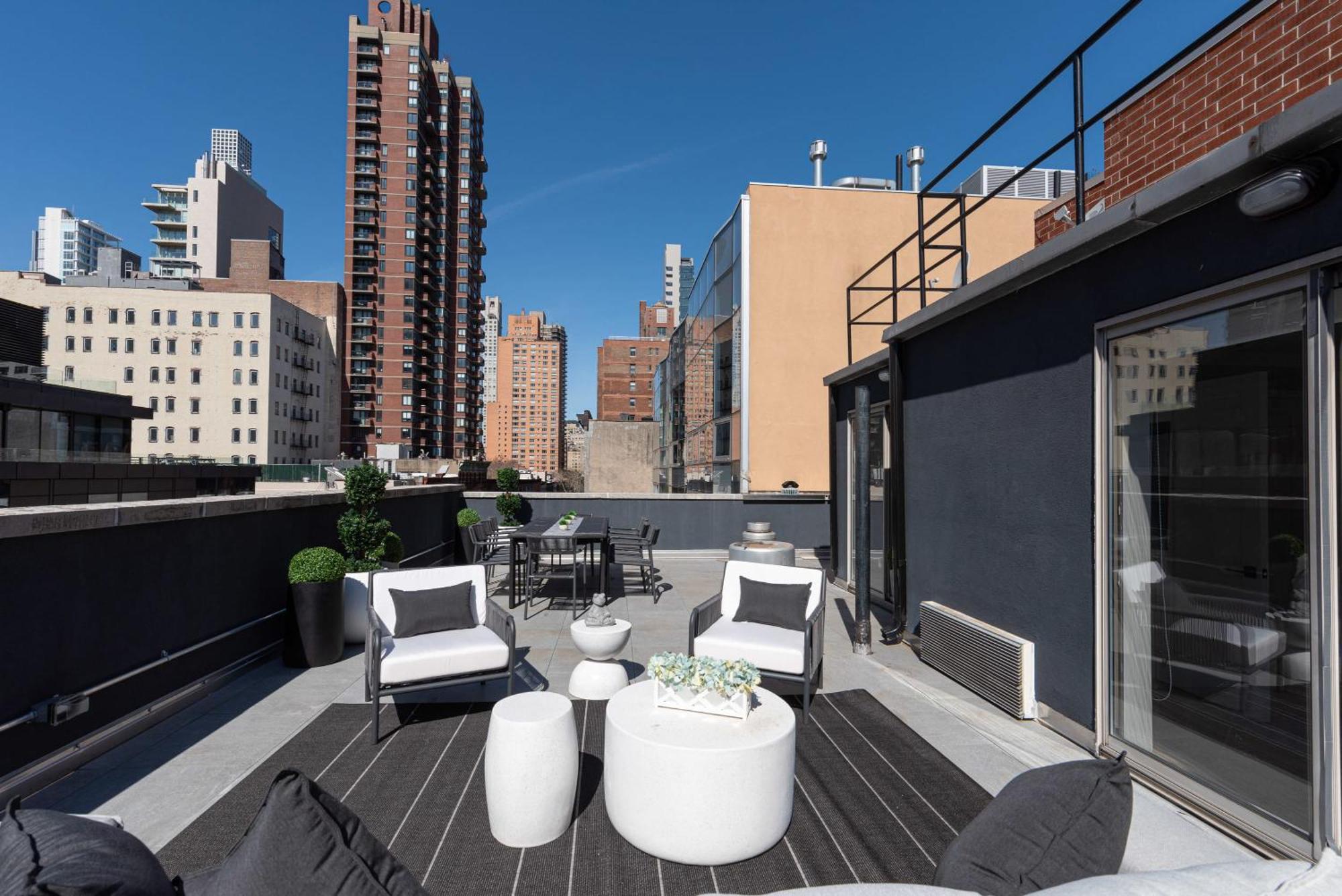 3br Penthouse With Massive Private Rooftop New York