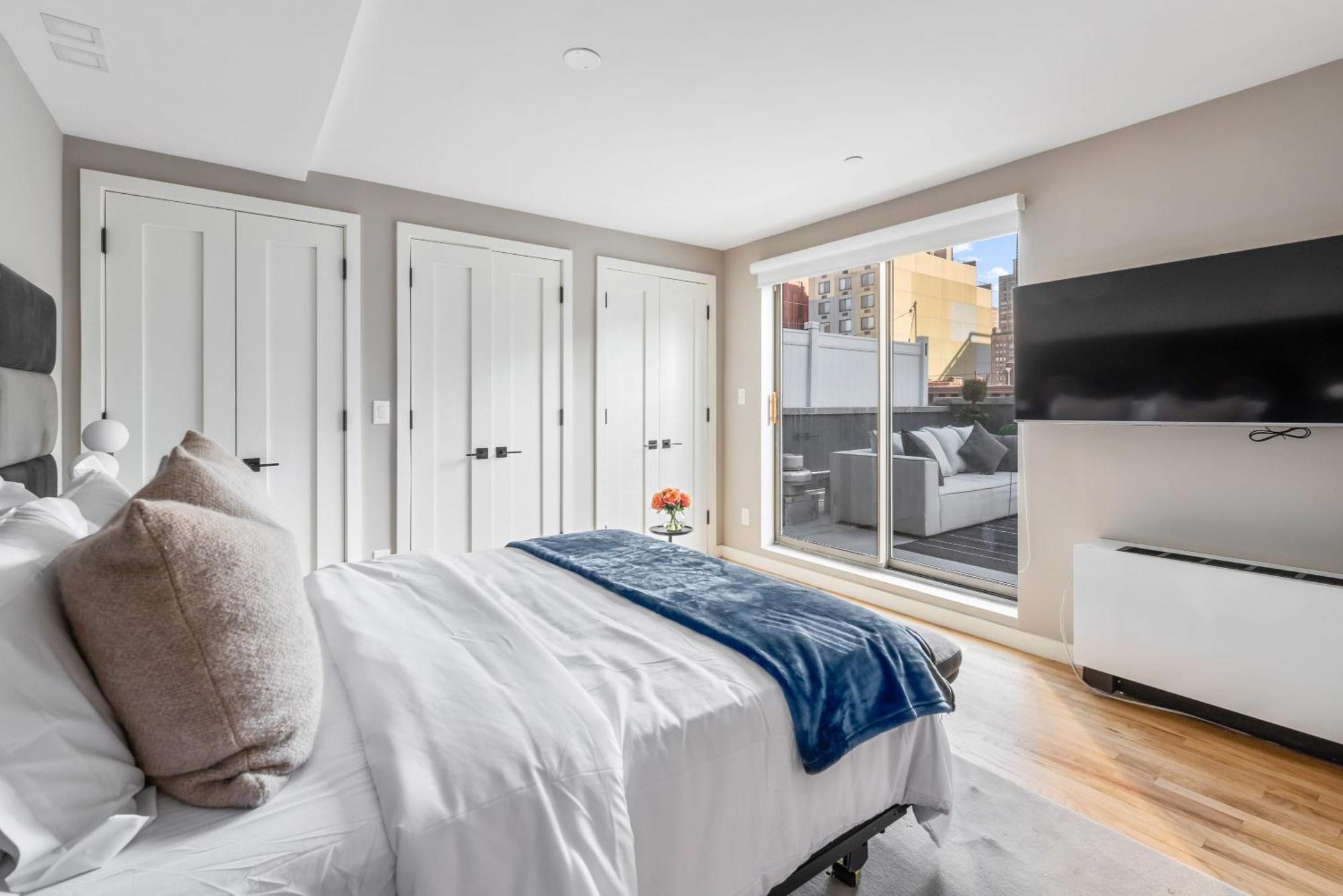 3br Penthouse With Massive Private Rooftop Apartment New York