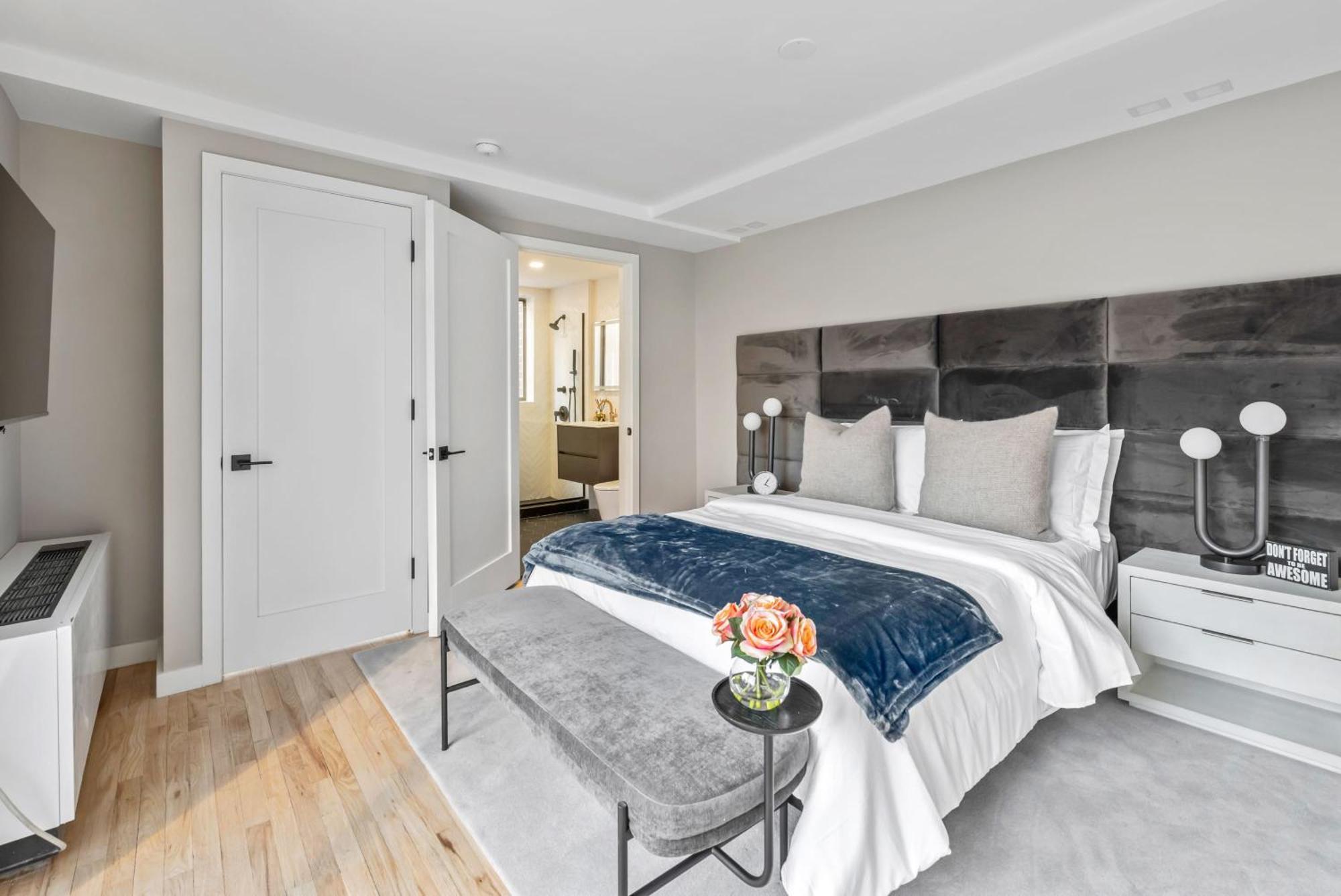 3br Penthouse With Massive Private Rooftop *