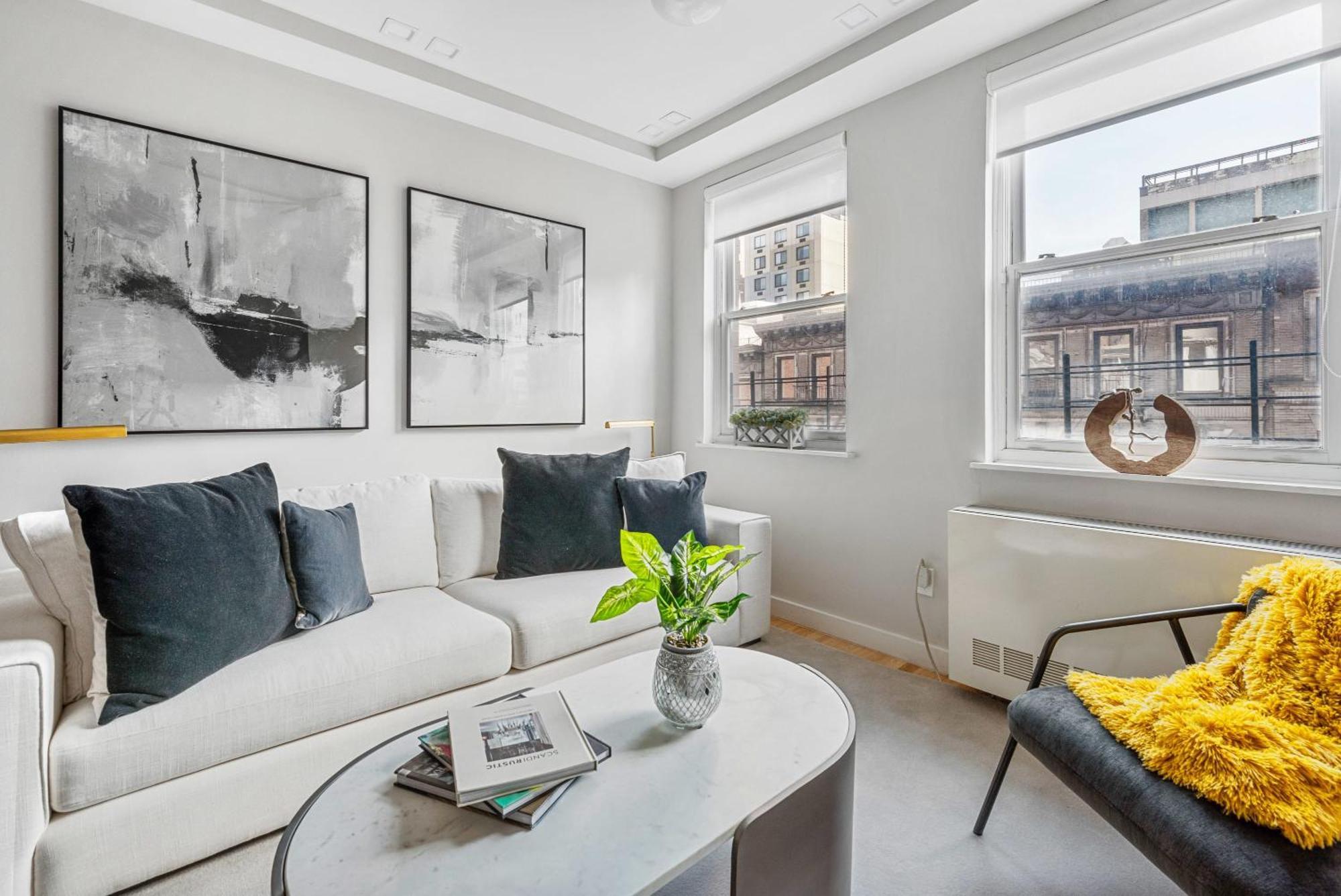 Apartment 3br Penthouse With Massive Private Rooftop New York