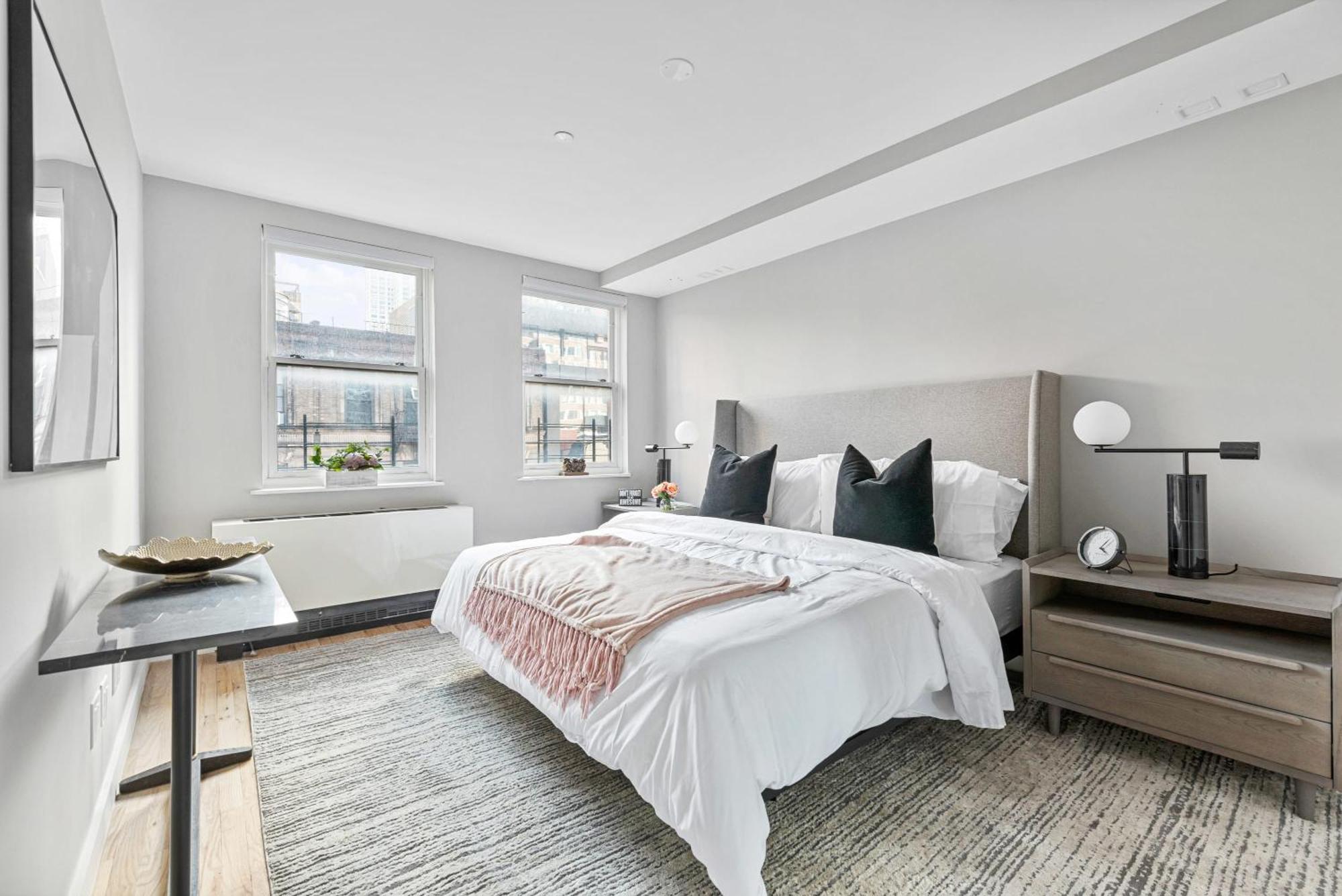 3br Penthouse With Massive Private Rooftop * New York