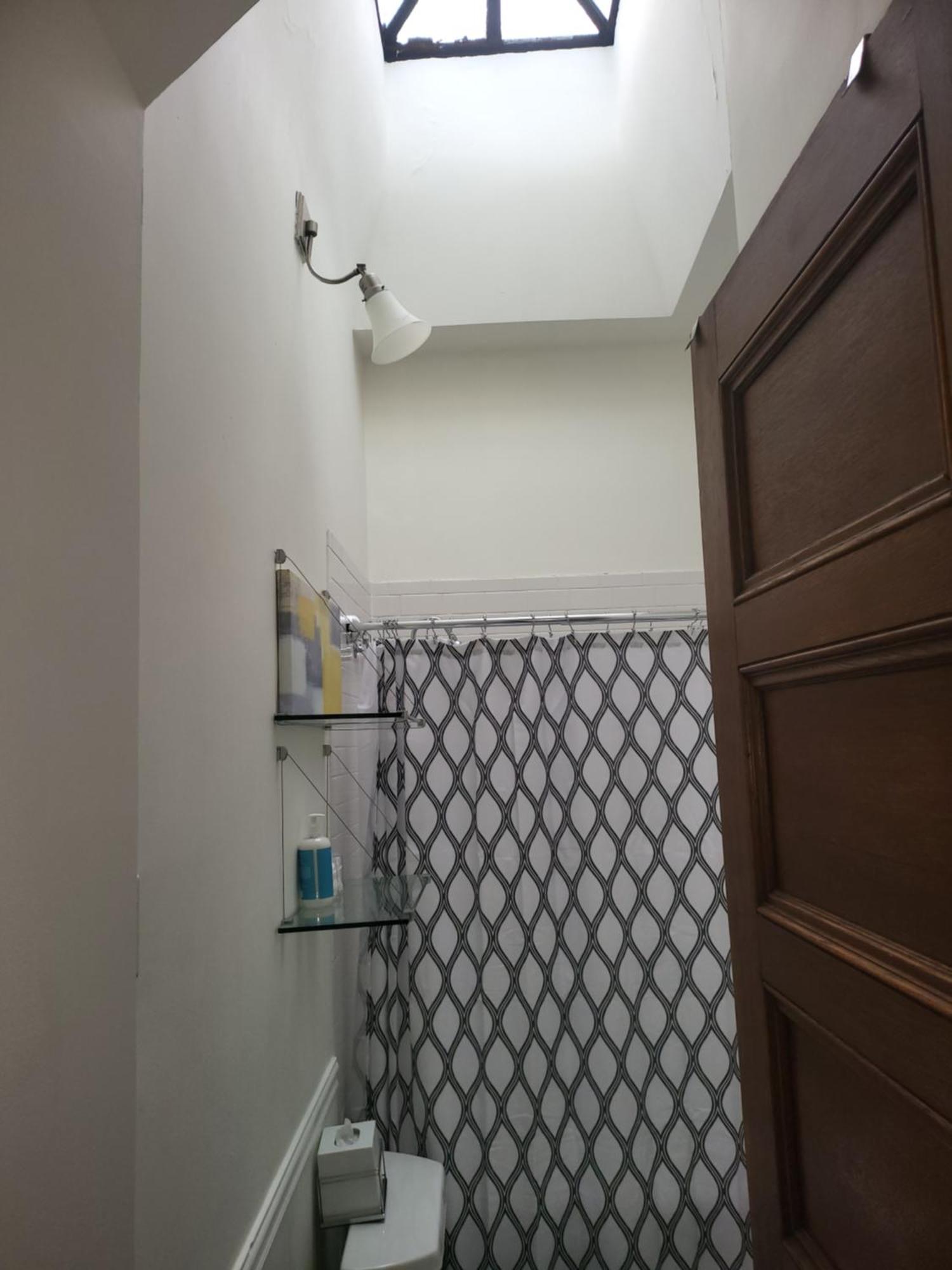 West 119th Guest *