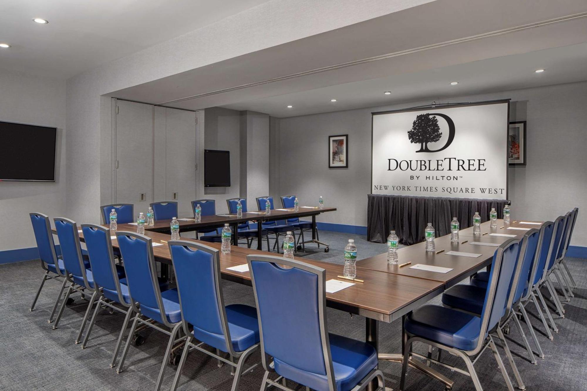 Doubletree By Hilton New York Times Square West 4* Nova York
