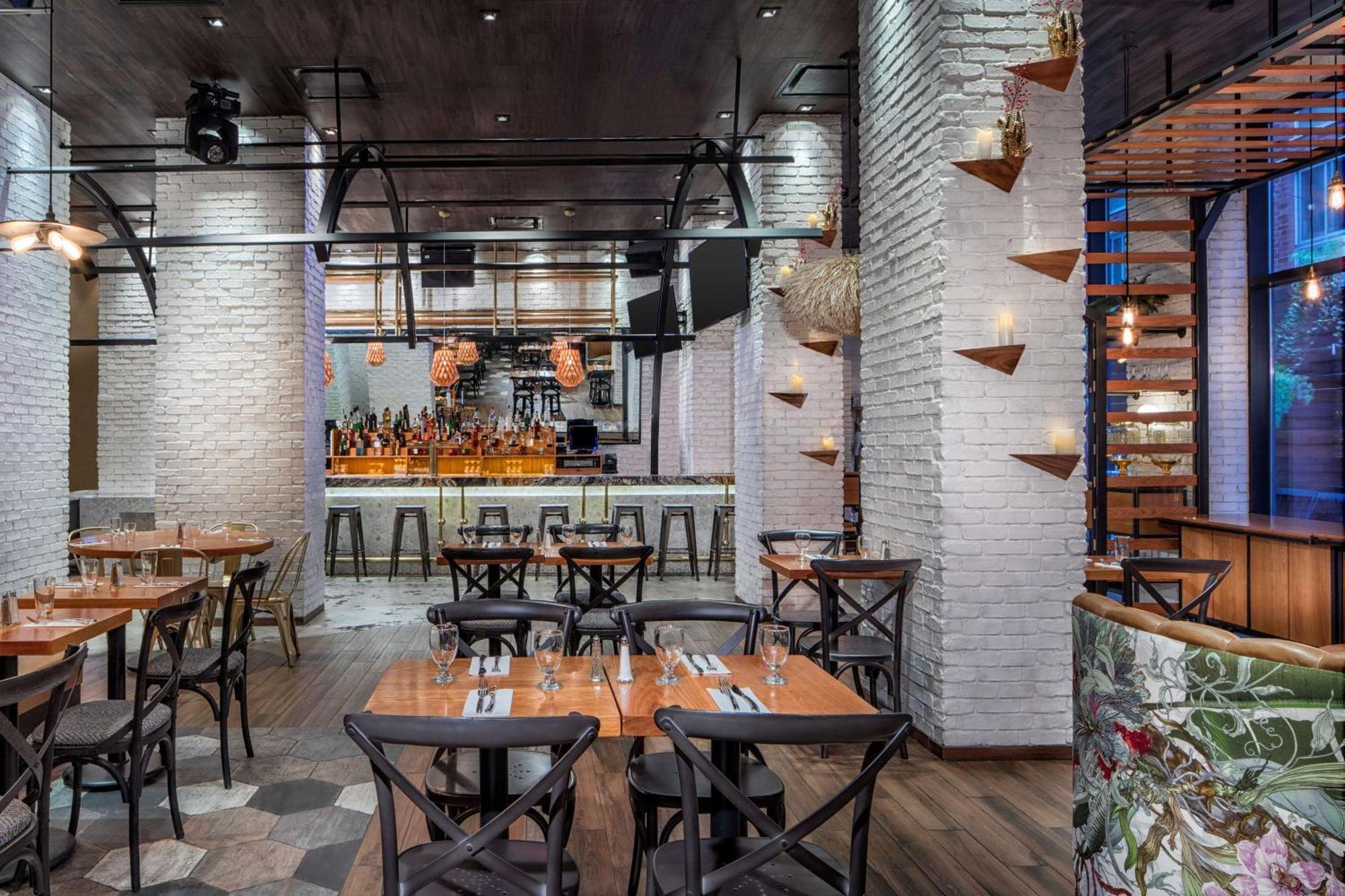 Doubletree By Hilton New York Times Square West Hotel