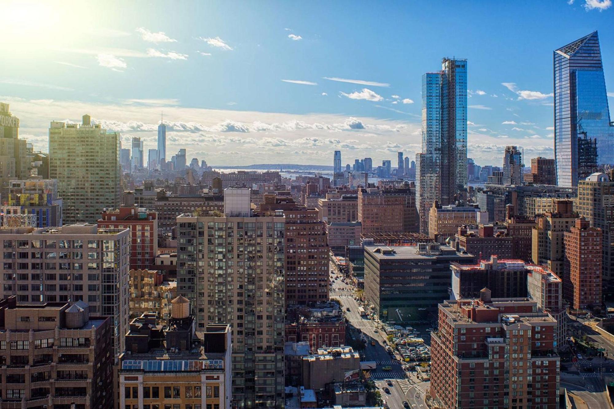 Hotel Doubletree By Hilton New York Times Square West 4*