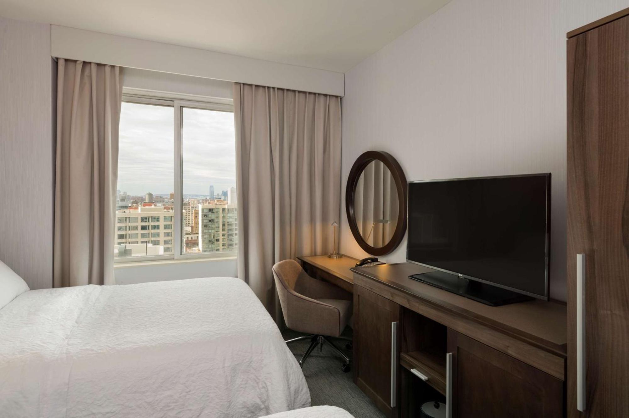Hampton Manhattan - Times Square South Hotel