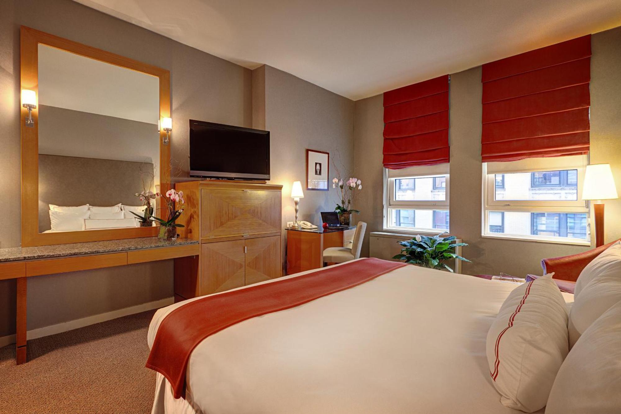 Hotel Giraffe By Library Collection New York