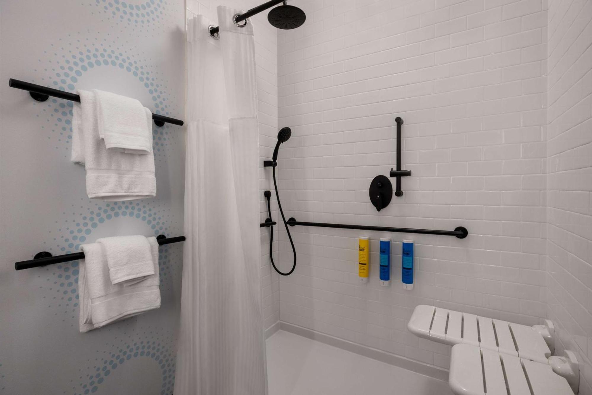 Tru By Hilton Brooklyn Hotel 3*