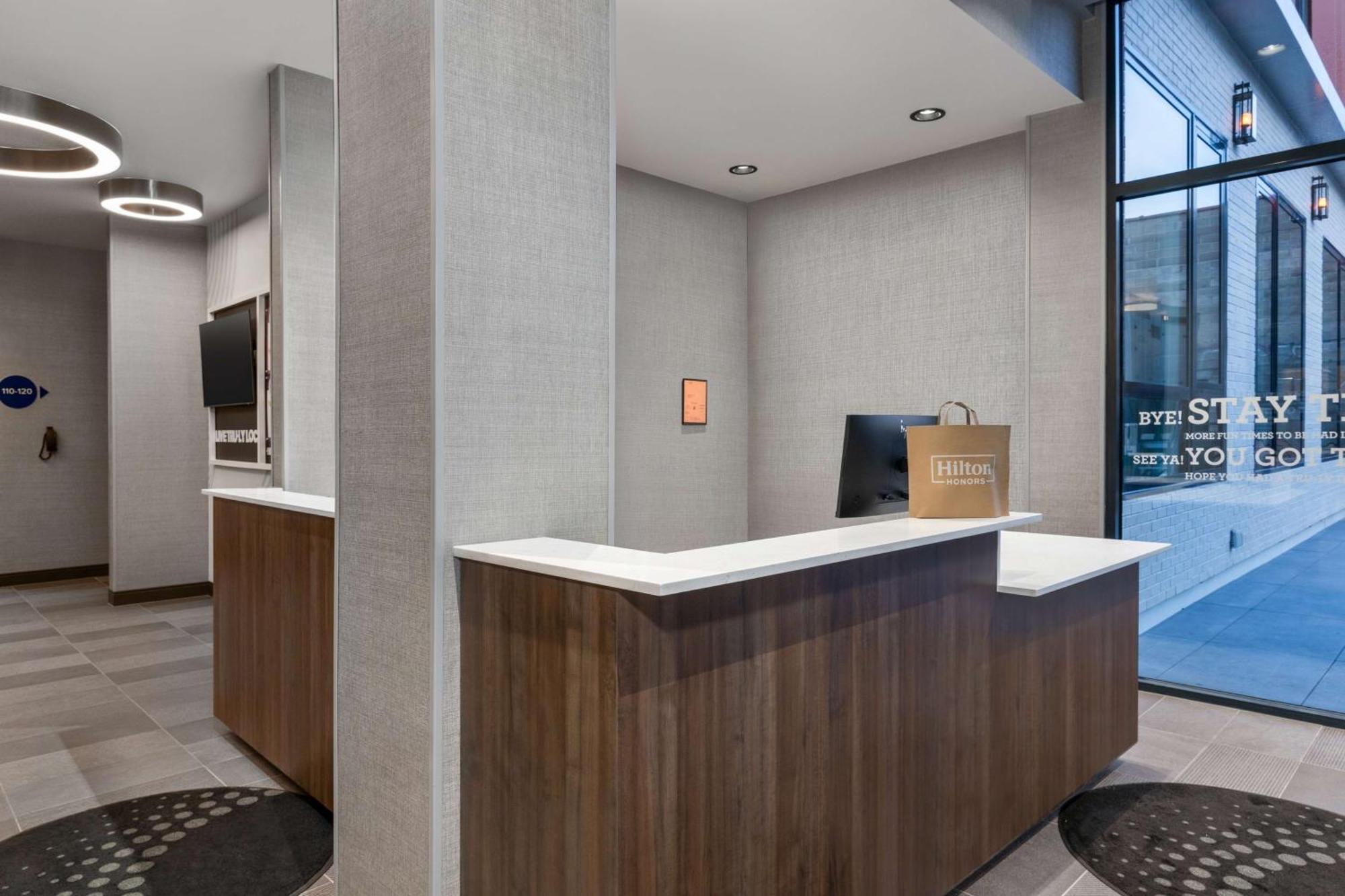 Tru By Hilton Brooklyn Hotel 3*