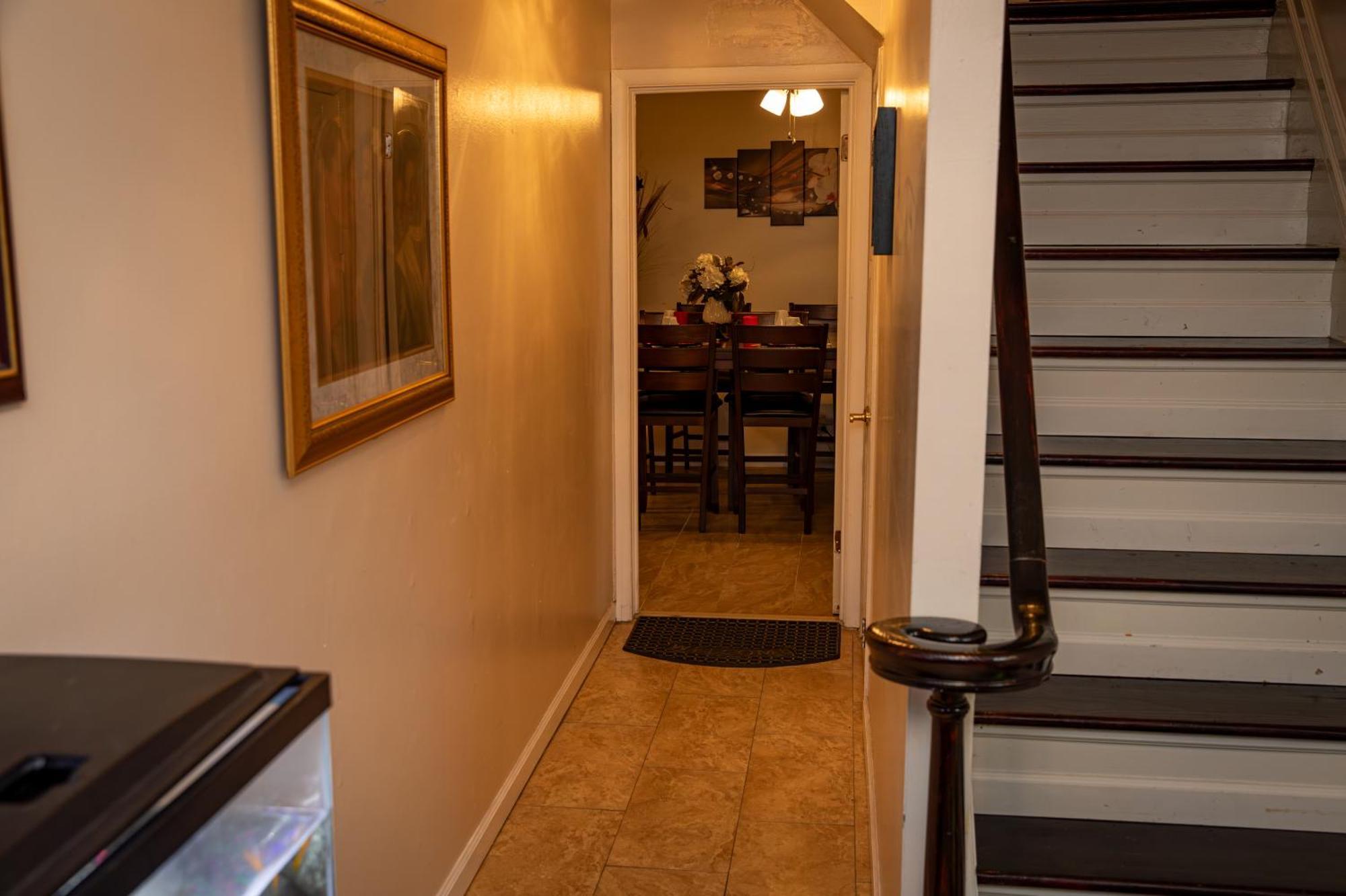 Guest house Spacious Comfy In Cozy Classy Duplex New York