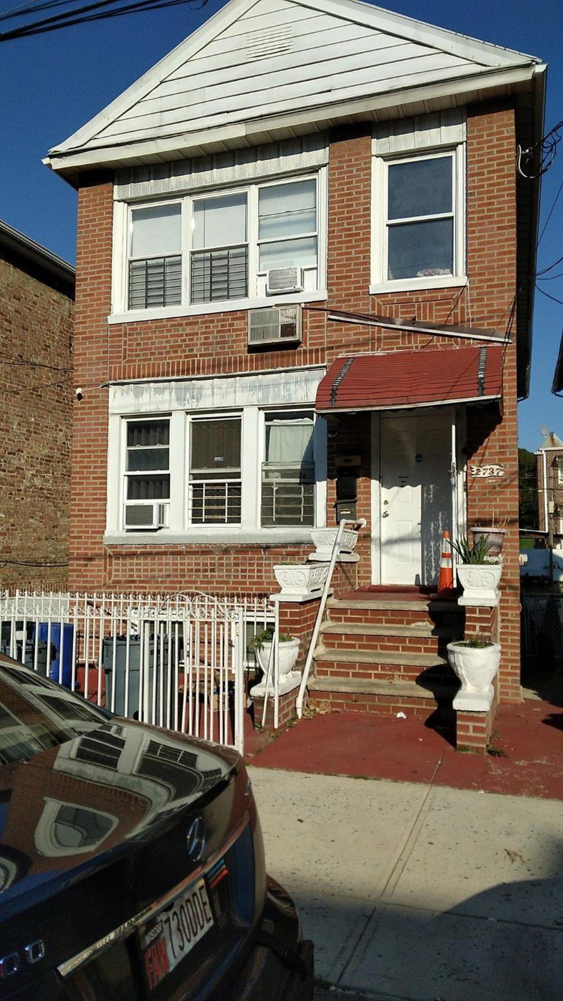 Brighton Beach Apartment
