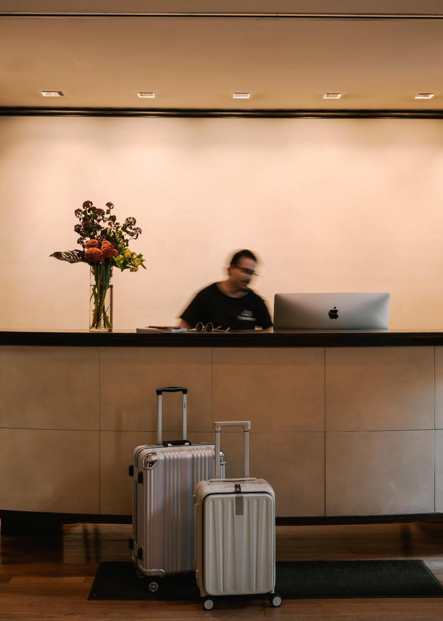 Chambers Hotel Central Park South, Sonder Hotel New York