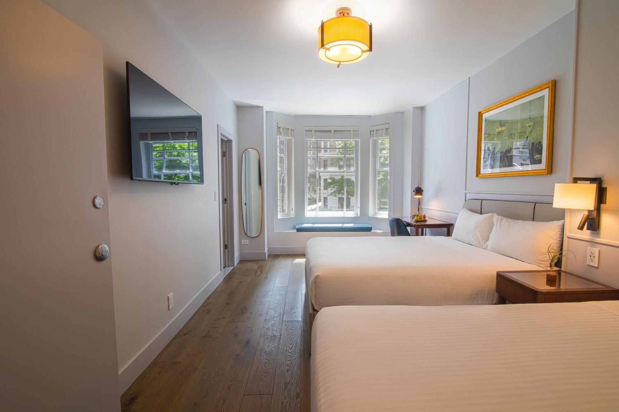 Belleclaire Park 4*