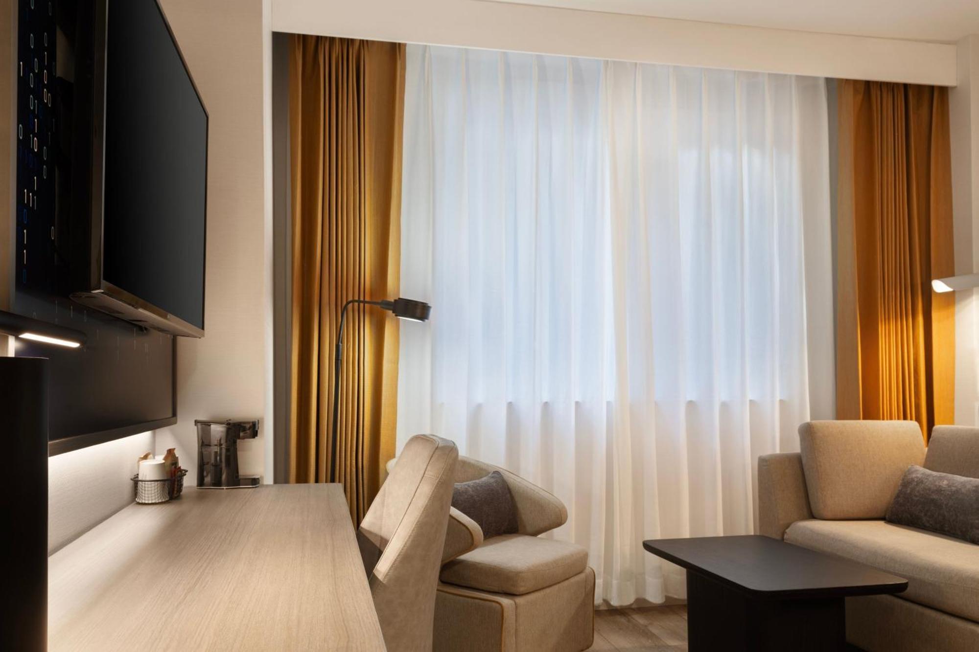 Courtyard By Marriott Manhattan / Soho Hotel New York