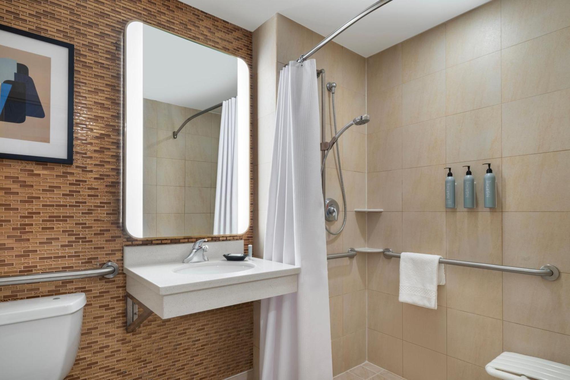 Hotel Courtyard By Marriott Manhattan / Soho 4*