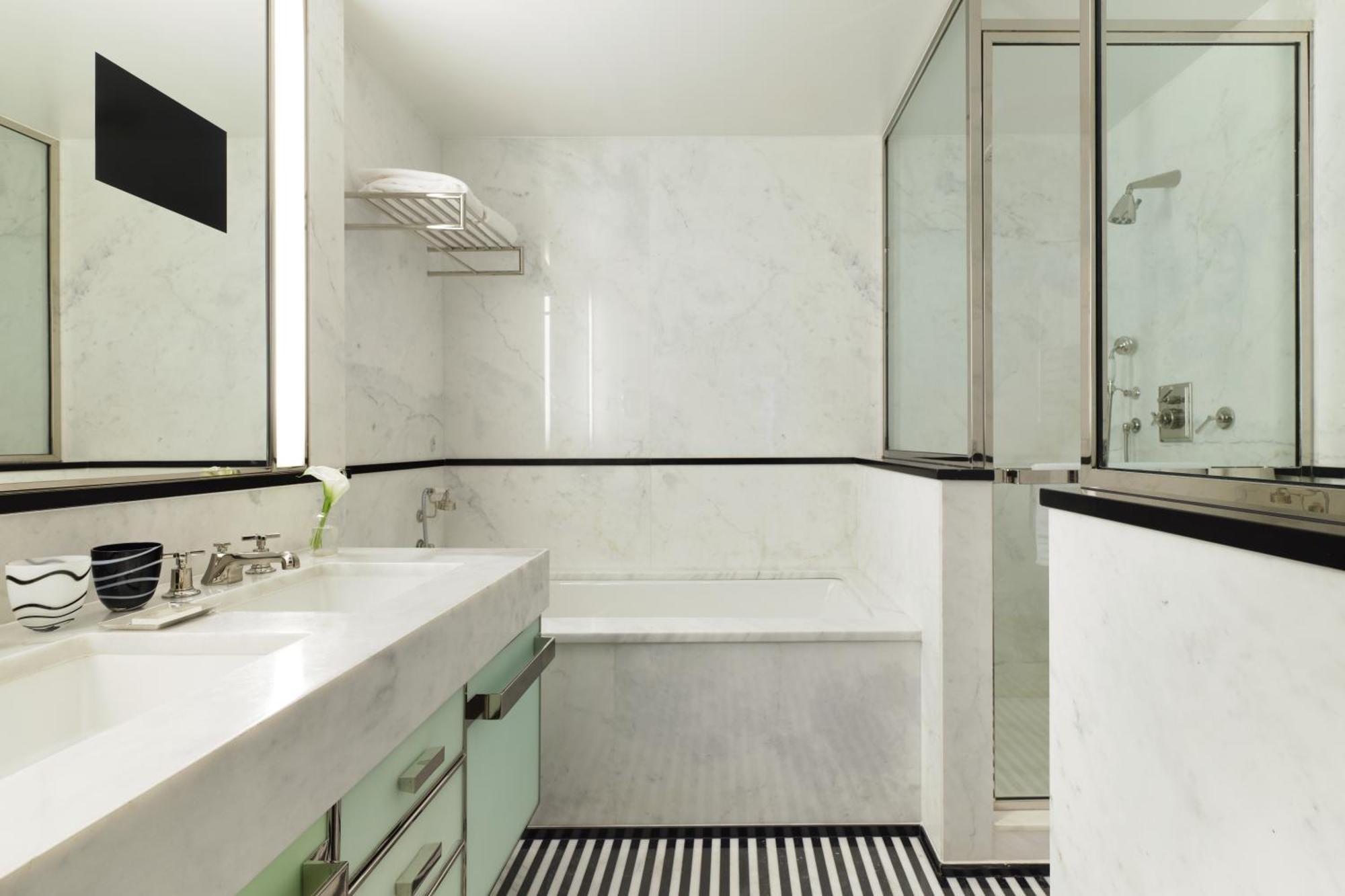 The Hotel 5*