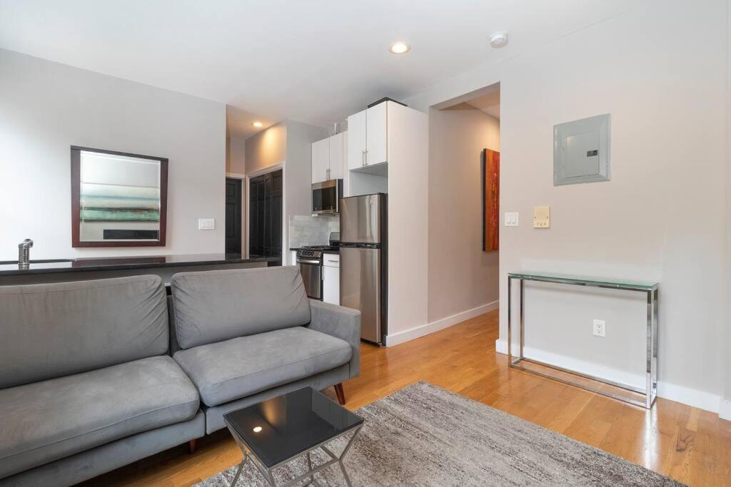 Apartment Renovated Lower East Side 2br 1ba Washer Dryer New York