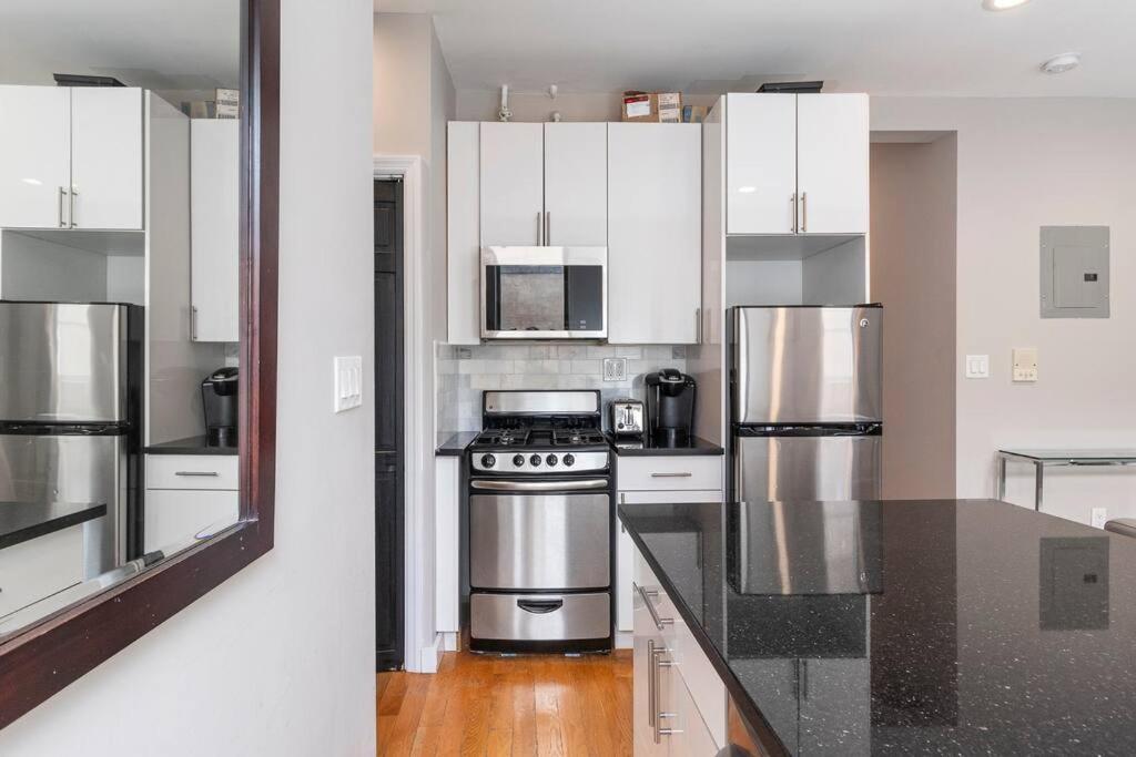 Apartment Renovated Lower East Side 2br 1ba Washer Dryer