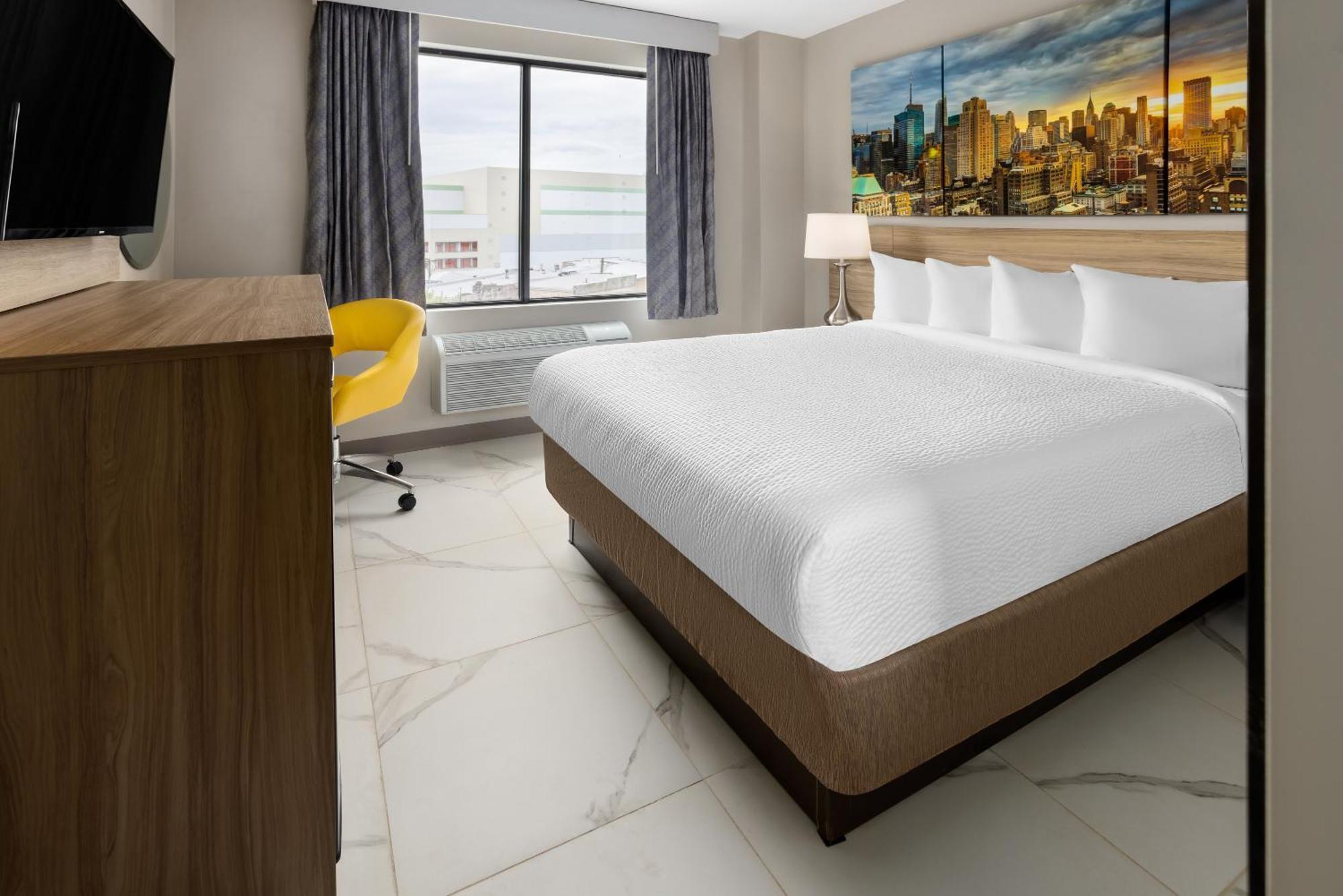 Days By Wyndham Staten Island