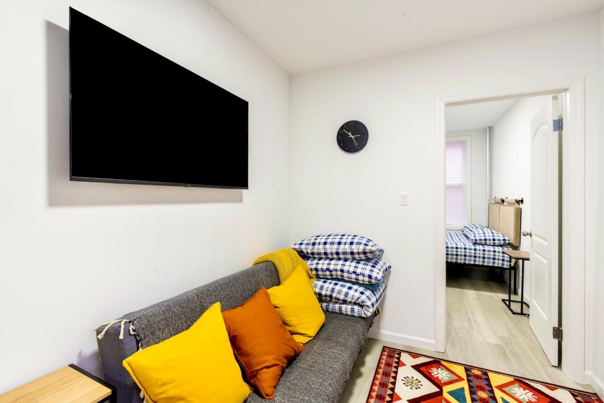 Magnificent In Lower Manhattan Apartment *