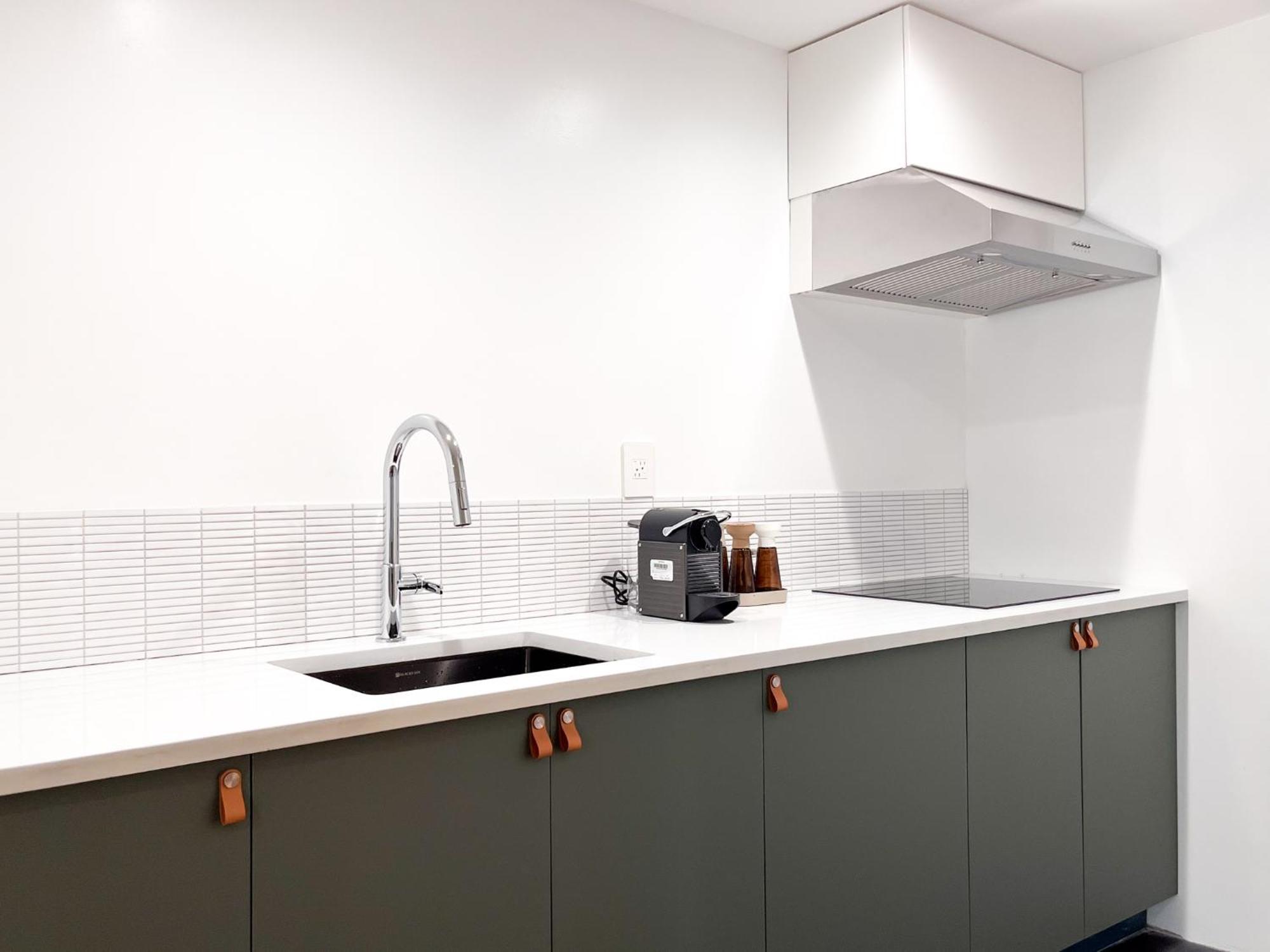 Exquisite And Modern In Brooklyn At Rem-casa Apartment New York