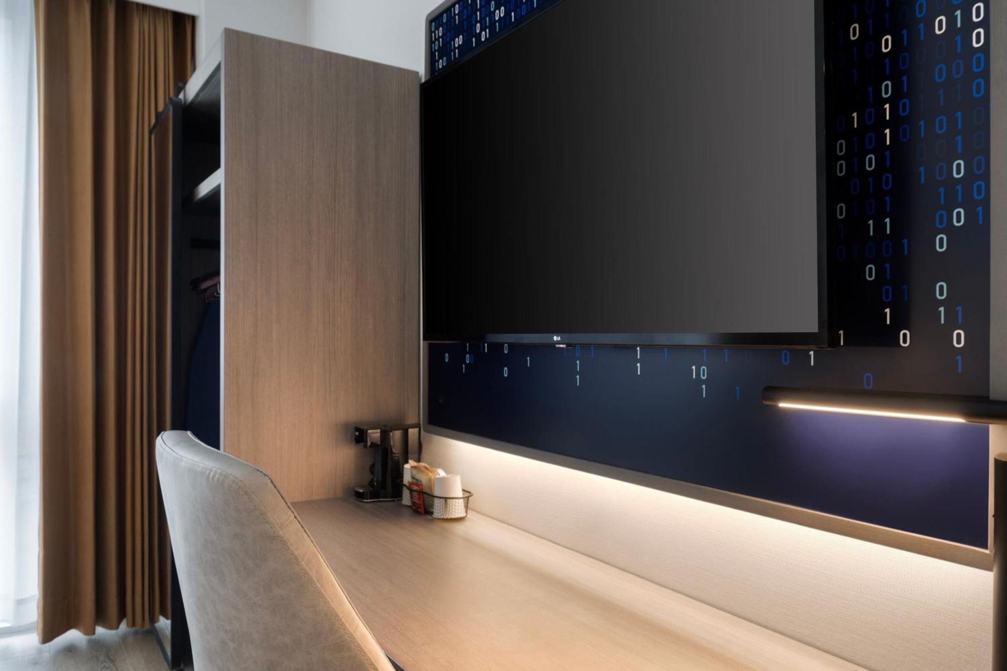 Courtyard By Marriott Manhattan / Soho Hotel