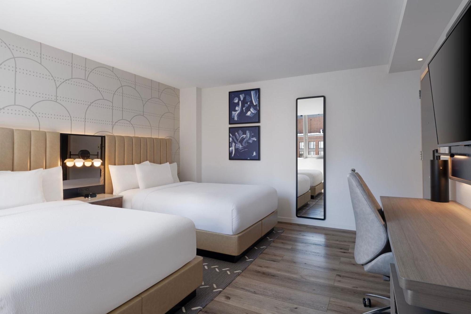 Courtyard By Marriott Manhattan / Soho Hotel New York