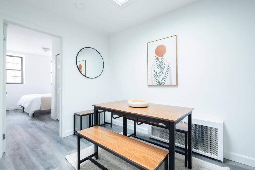 Apartamento Modern 2 Bedroom Steps From Park!