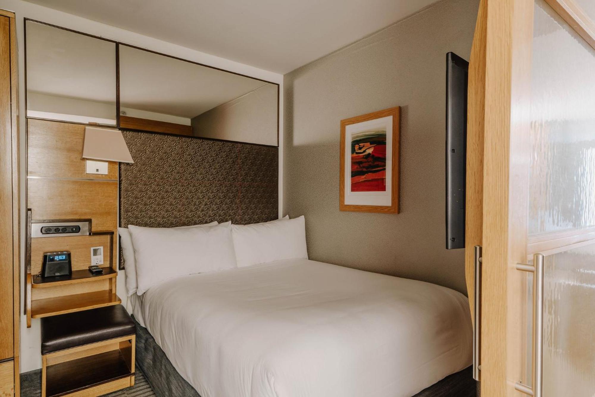 The Jewel Hotel, Nova York