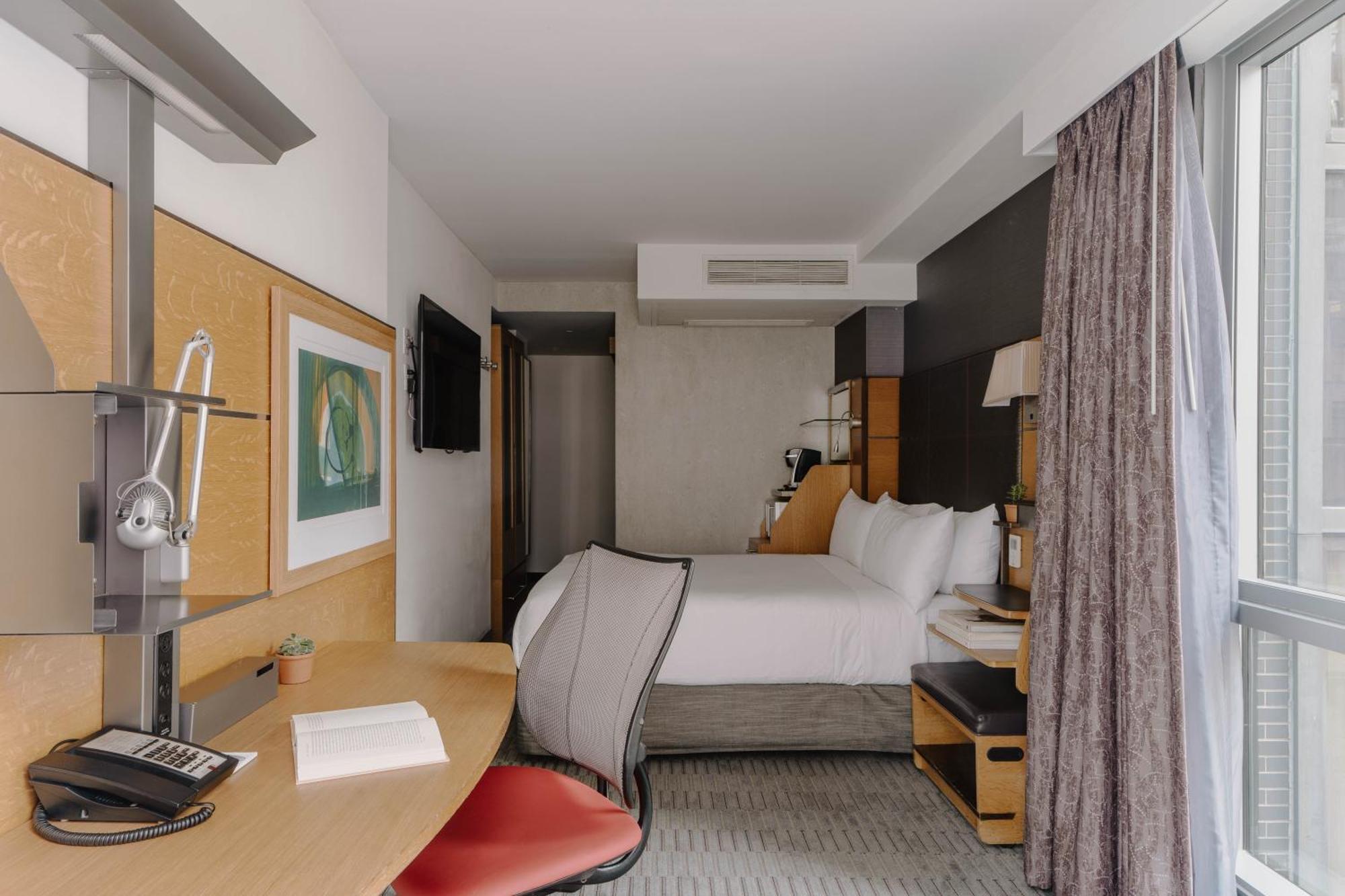 The Jewel Hotel, 4*