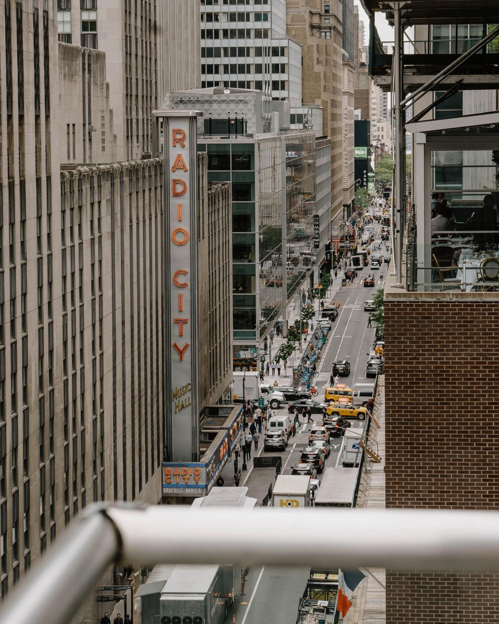 The Jewel Hotel, Nova York