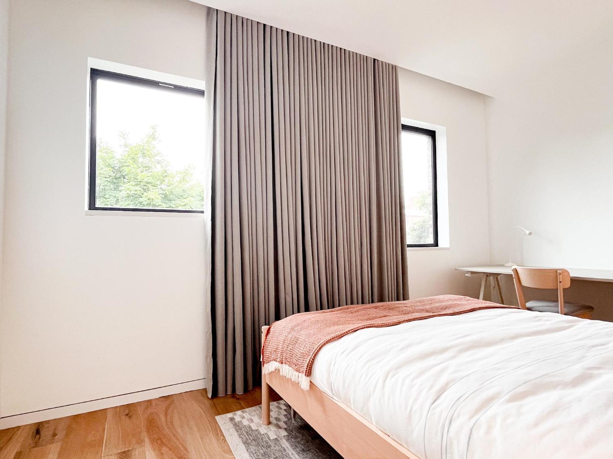 Modern, Charming, Spacious 3-bedroom Retreat In Brooklyn With Rem-casa
