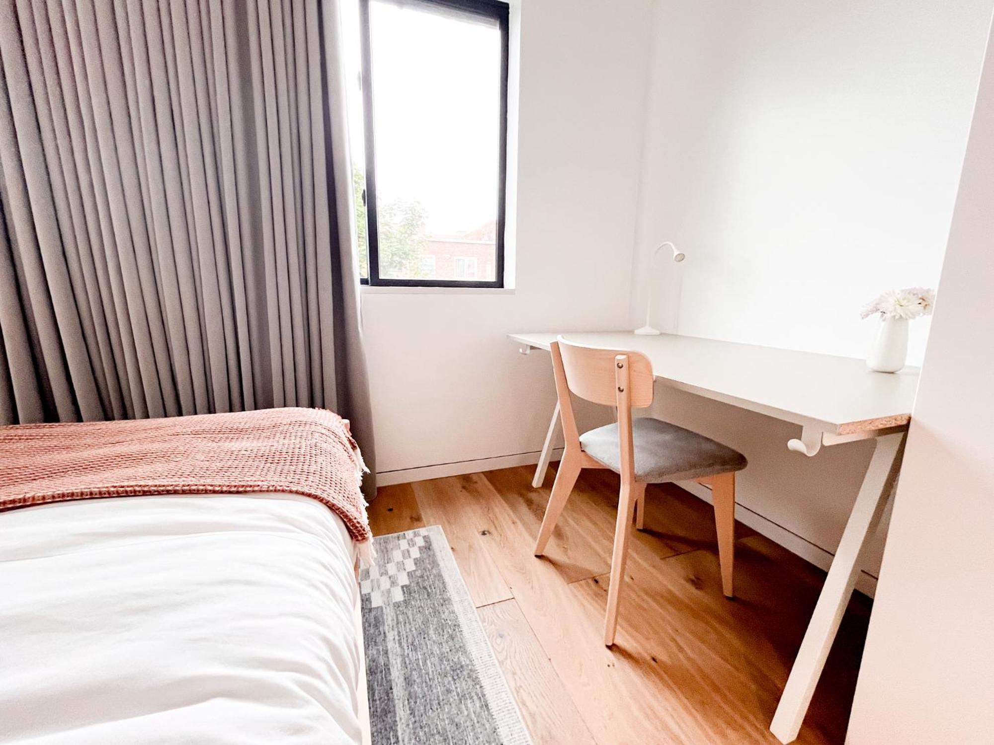 Modern, Charming, Spacious 3-bedroom Retreat In Brooklyn With Rem-casa Apartment *