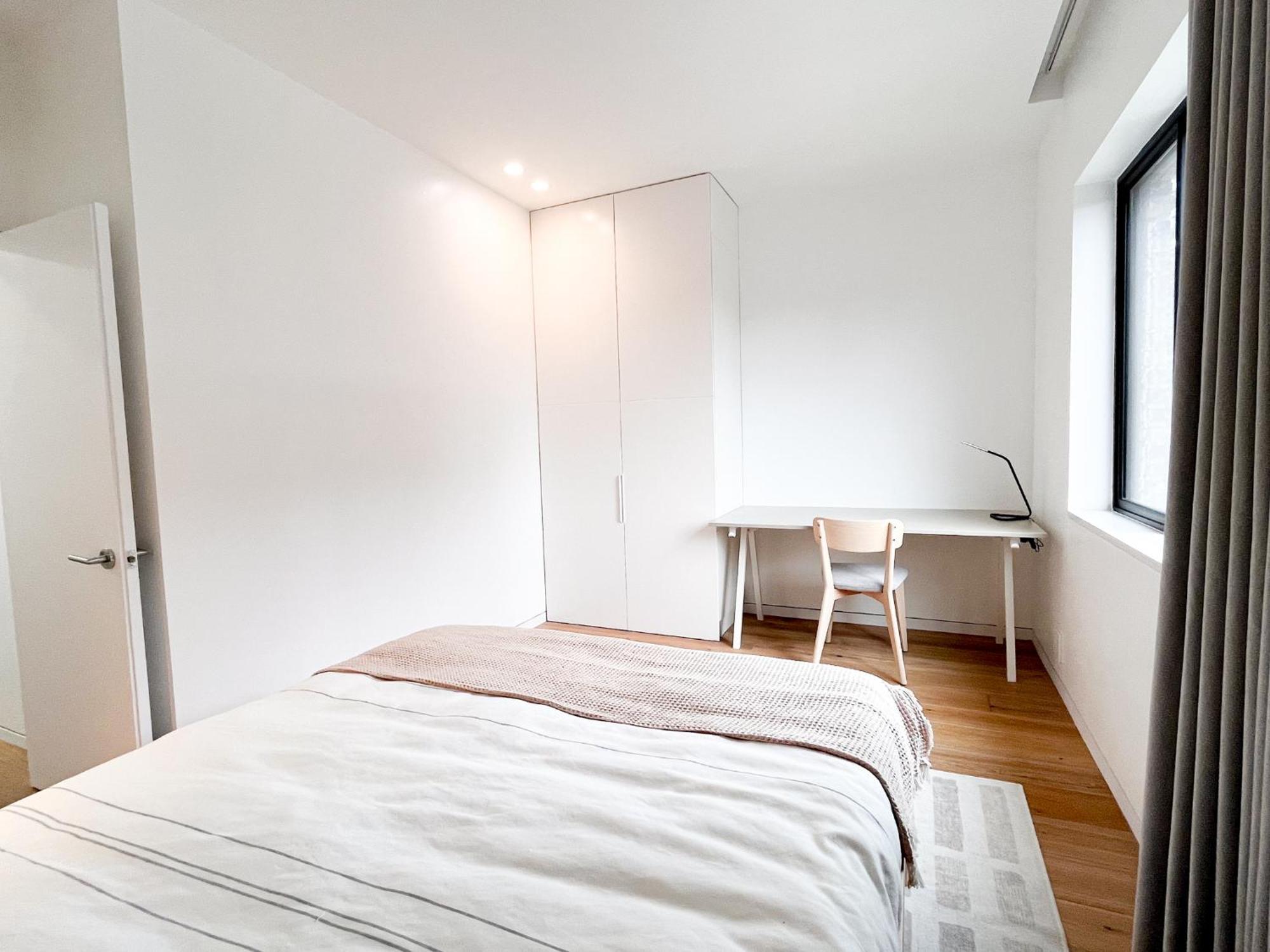 Modern, Charming, Spacious 3-bedroom Retreat In Brooklyn With Rem-casa *