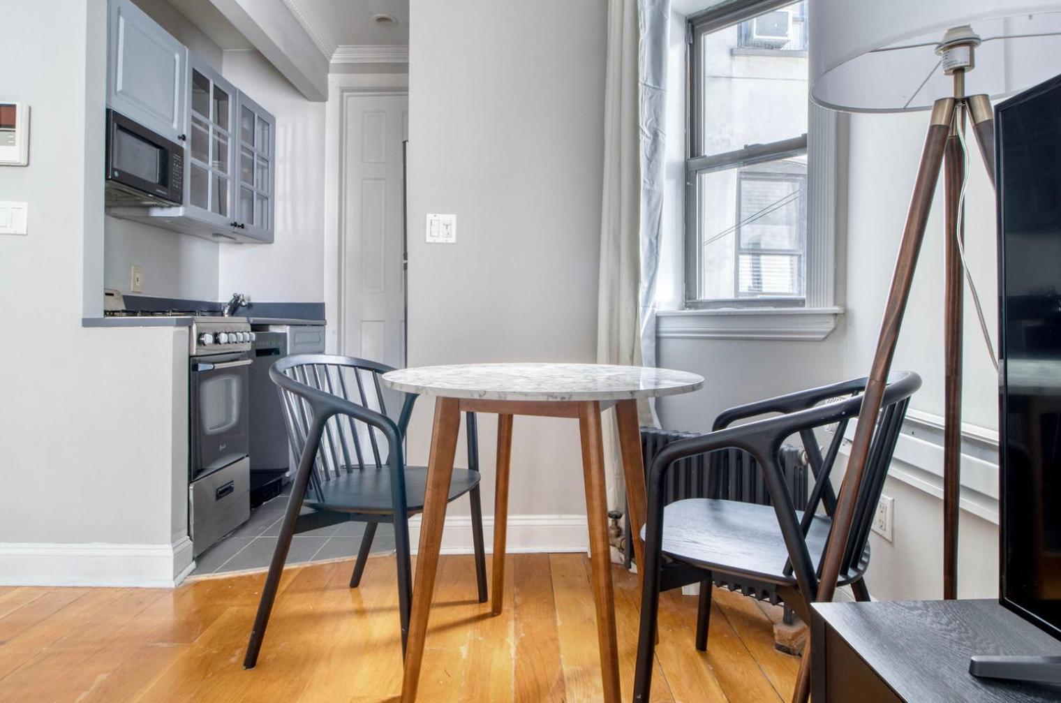 West Village 1br W Balcony In-unit Wd Nyc-1162 Apartment